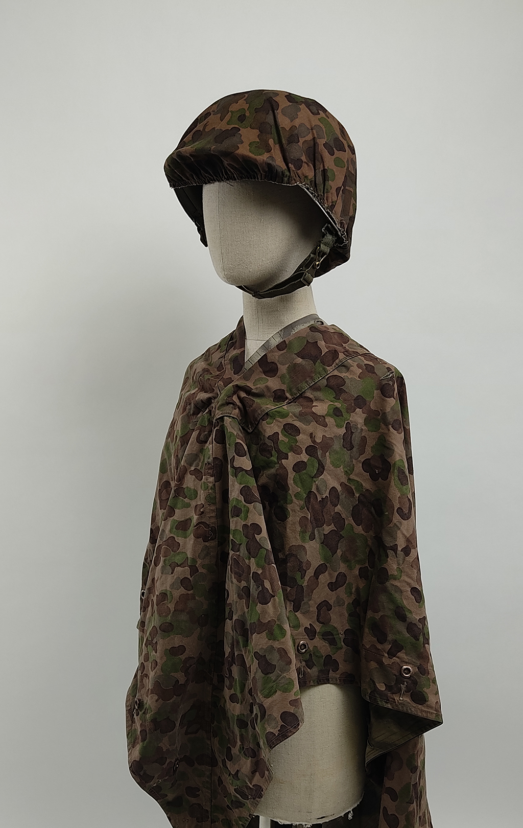 Плащ-палатка WW-II camo б/у Австрия