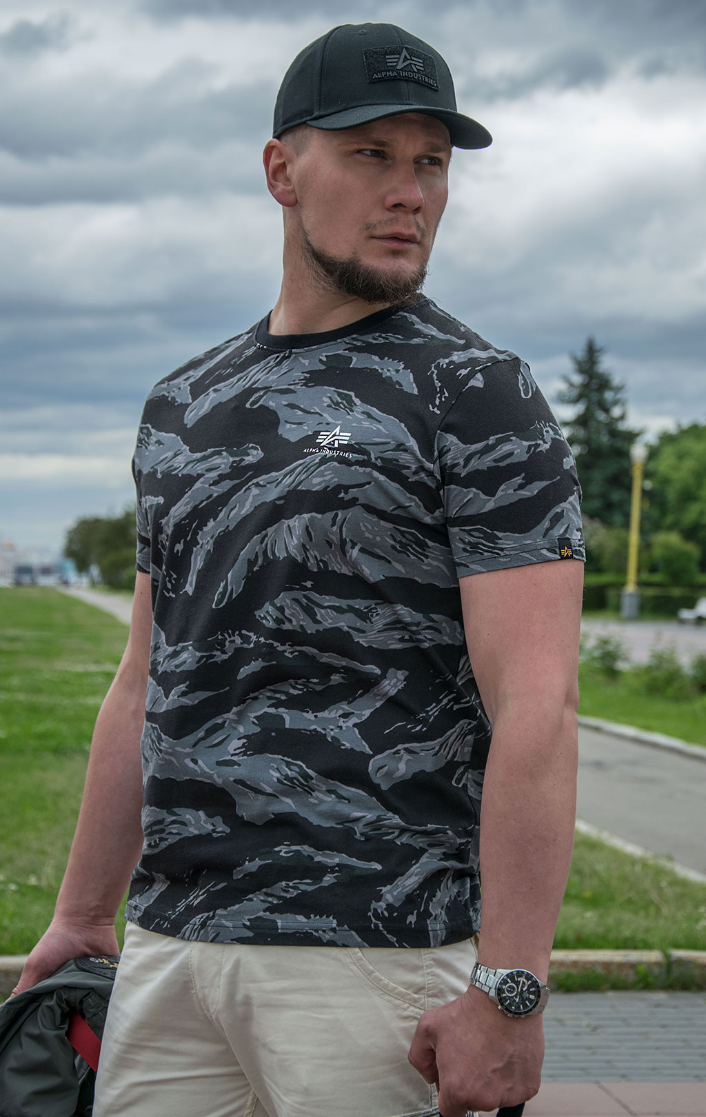 Футболка ALPHA INDUSTRIES TIGER CAMO T camo black tiger 