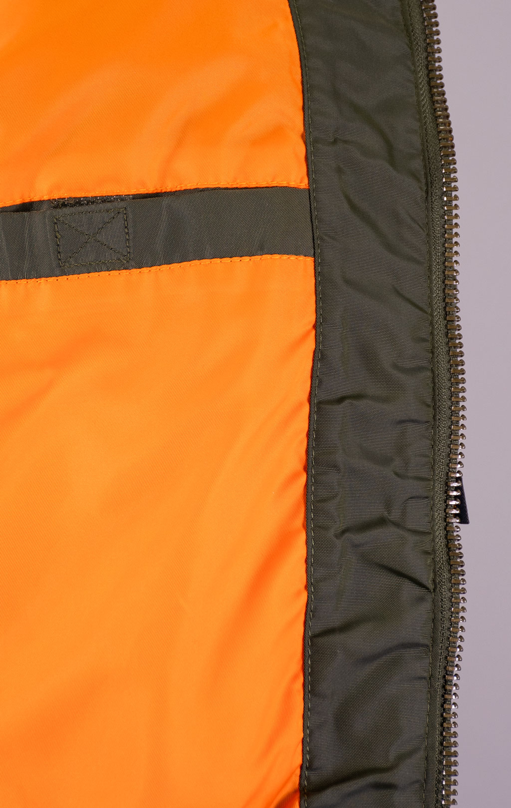Ветровка-бомбер ALPHA INDUSTRIES MA-1 TT dark green 