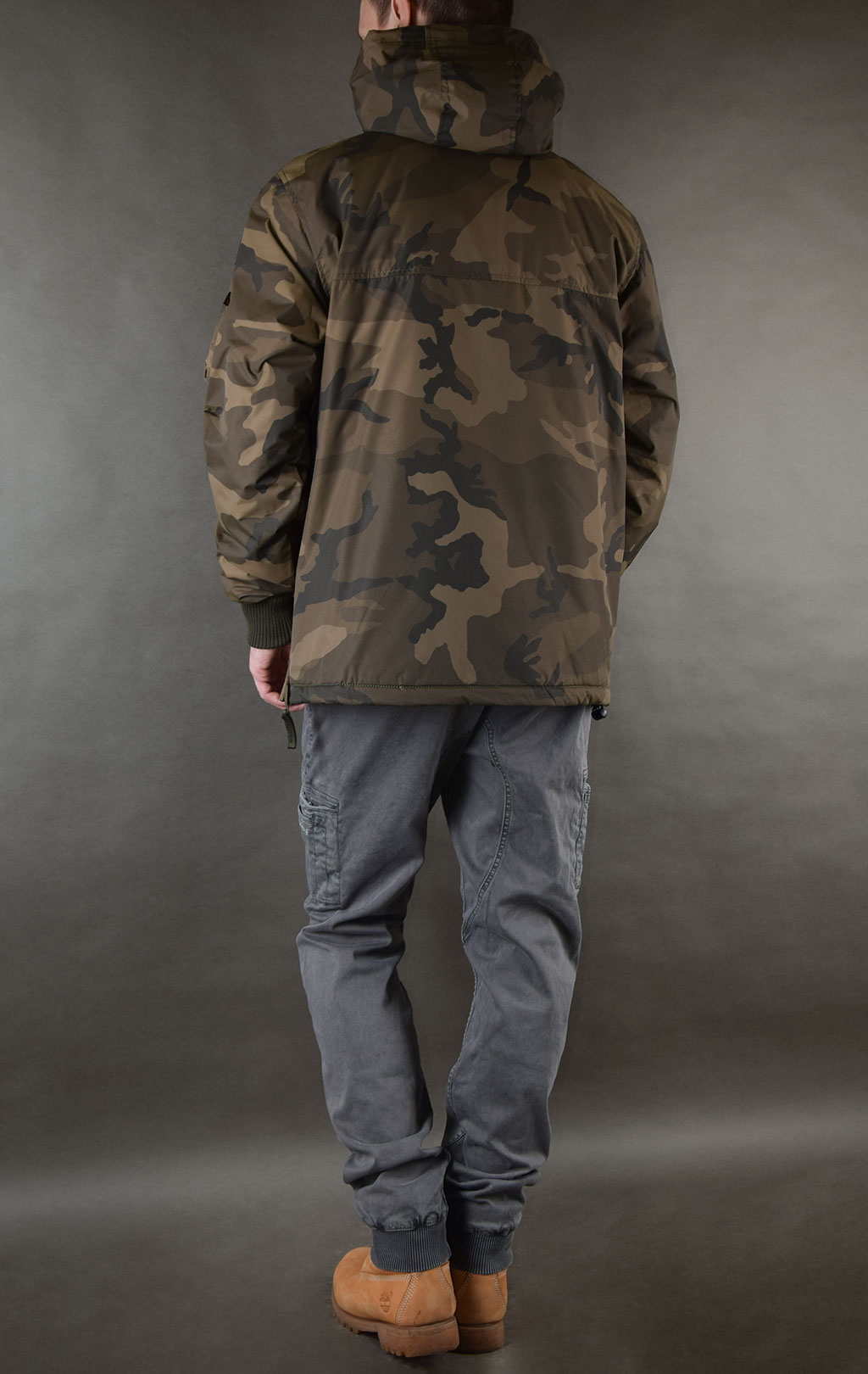 Анорак ALPHA INDUSTRIES NASA Anorak olive camo 