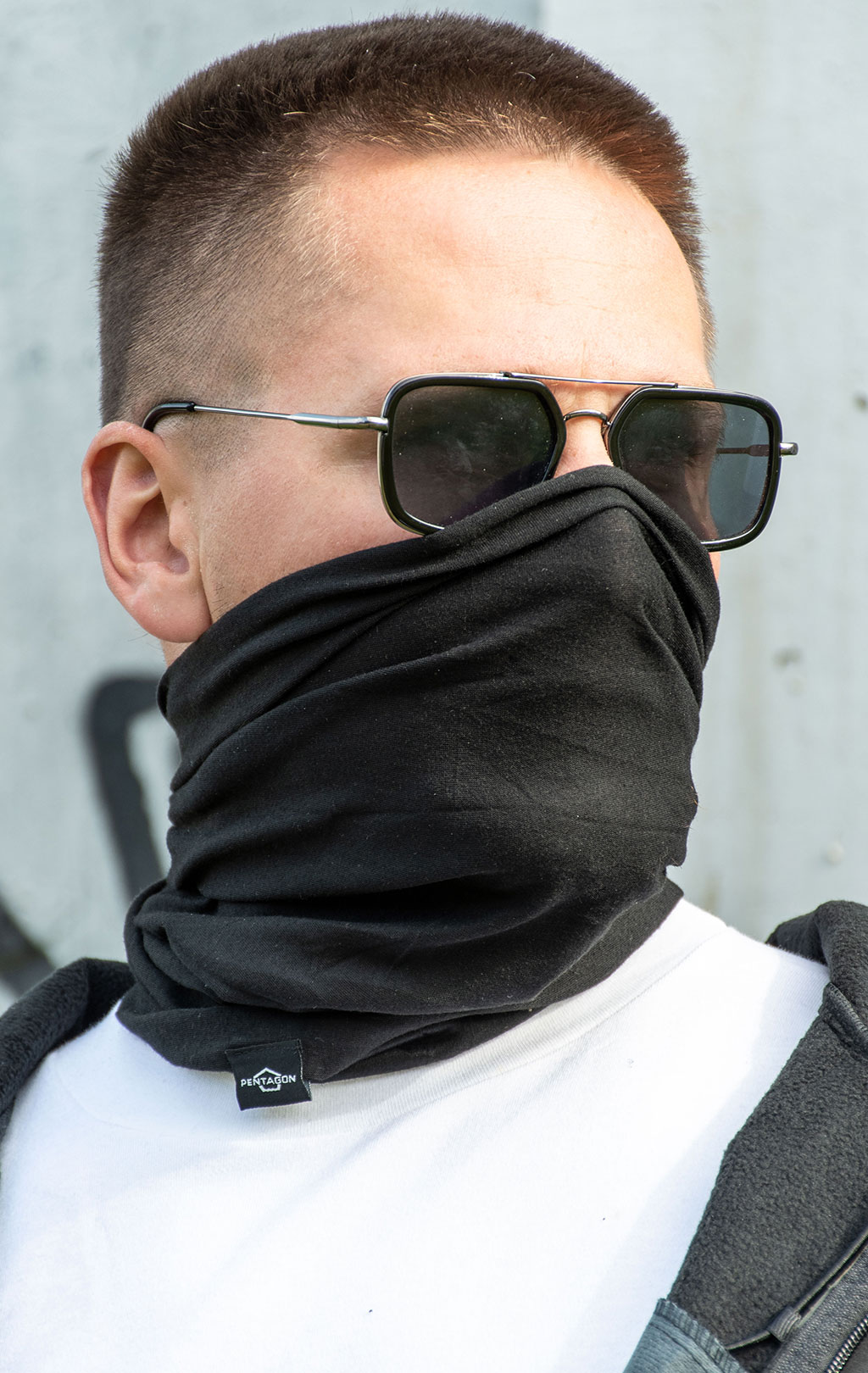 Бафф Pentagon SKIRON black 14013 