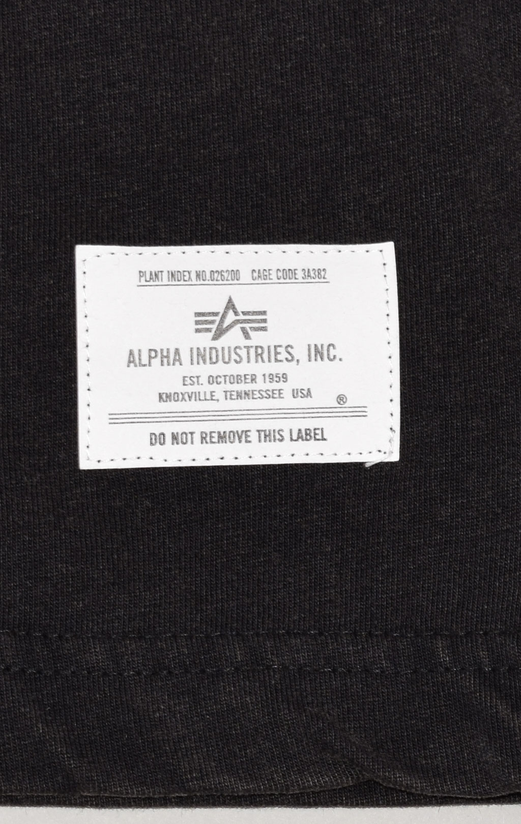 Футболка ALPHA INDUSTRIES ESSENTIAL WASHED TEE плотная FW 21/22 black 