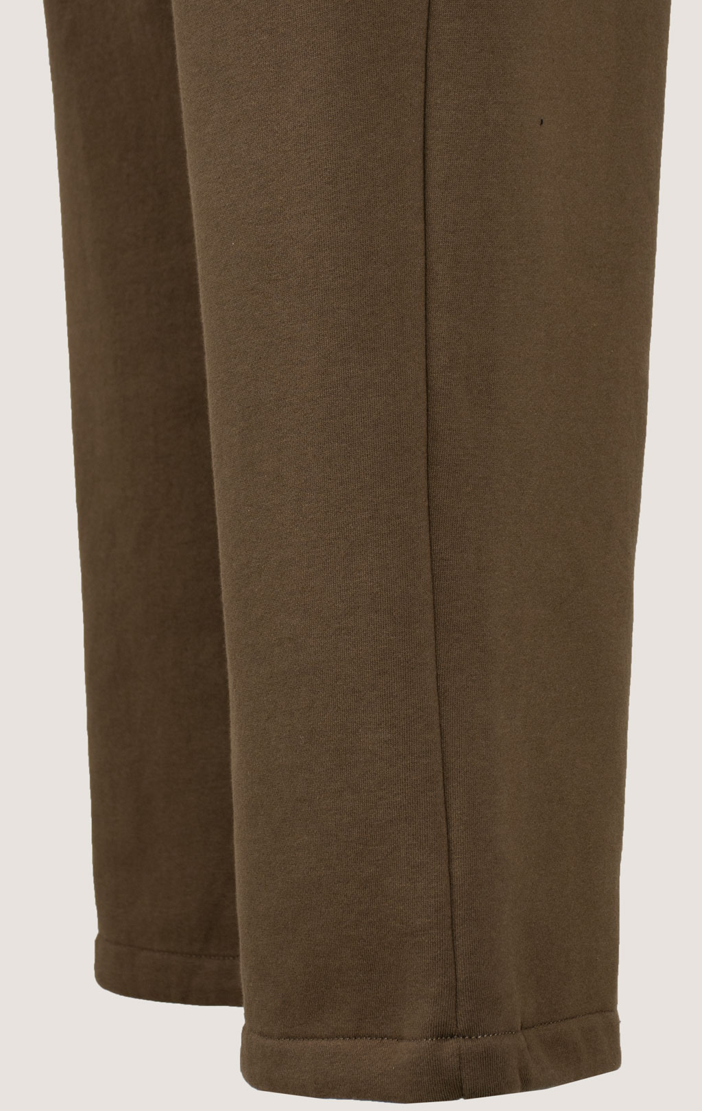 Брюки спортивные джоггеры ALPHA INDUSTRIES ESSENTIAL SWEATPANTS FW 25/26 espresso 