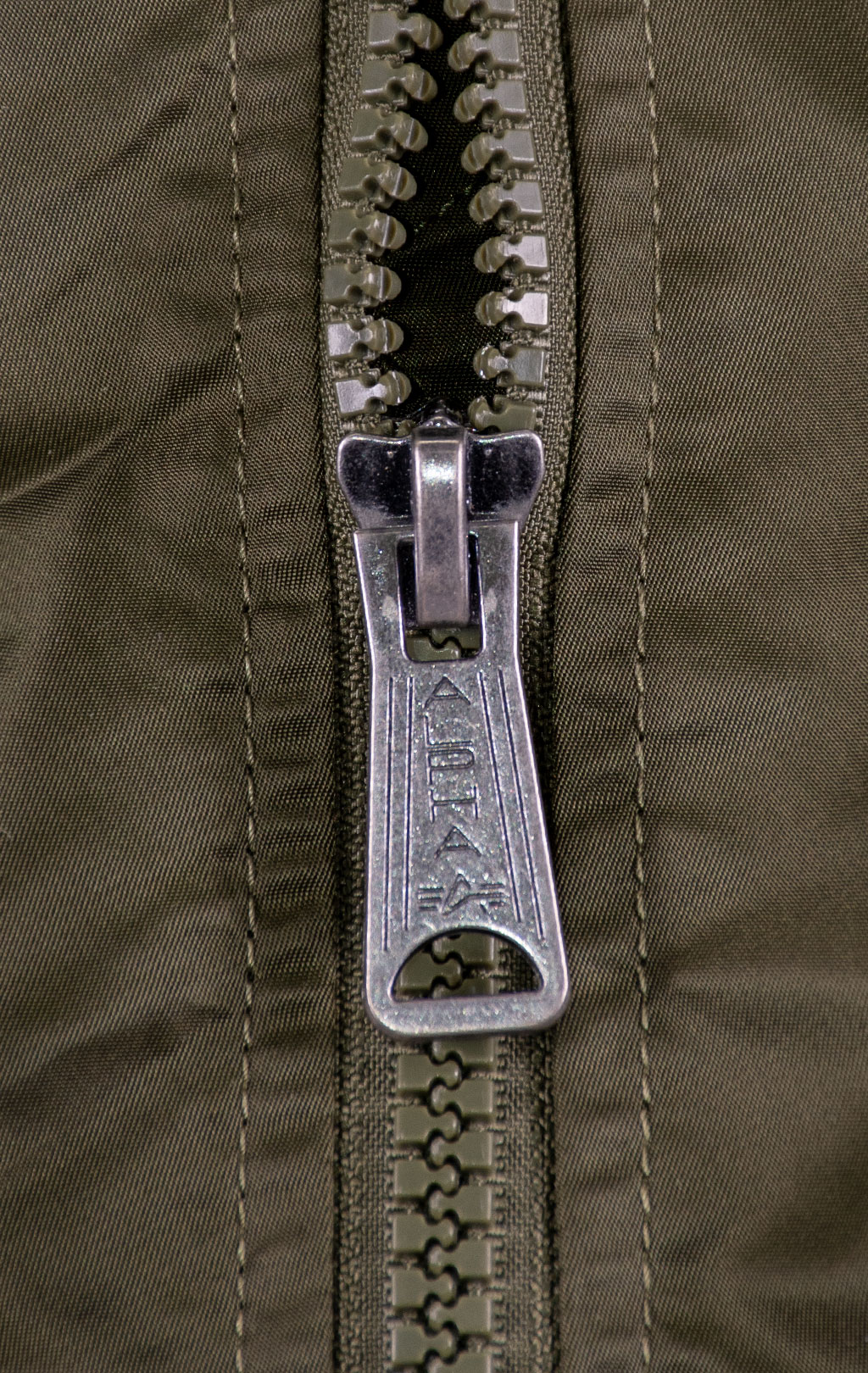 Ветровка ALPHA INDUSTRIES FALCON-II dark green 