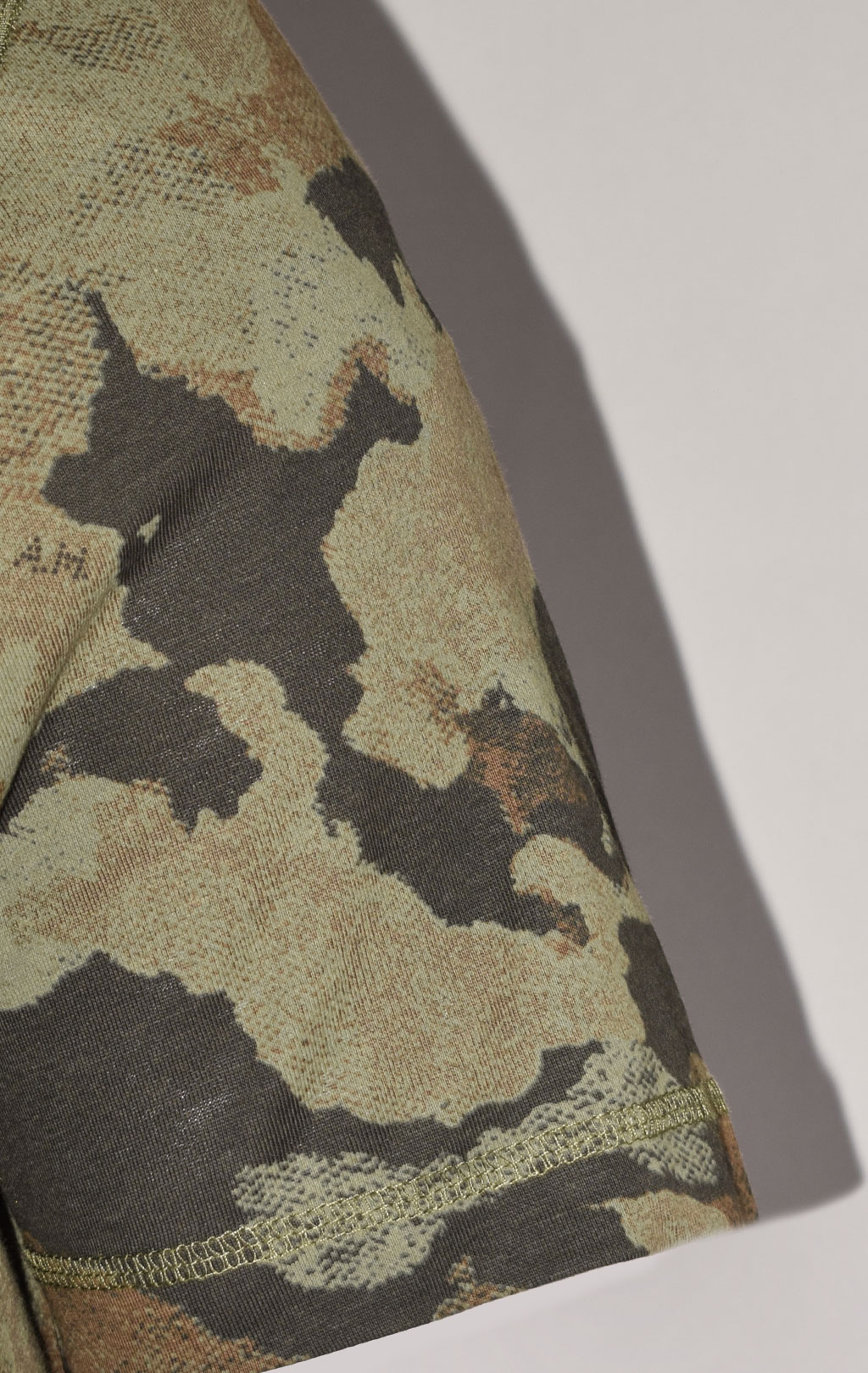 Футболка AERONAUTICA MILITARE SS 22/BD camouflage pilot (TS 1950)