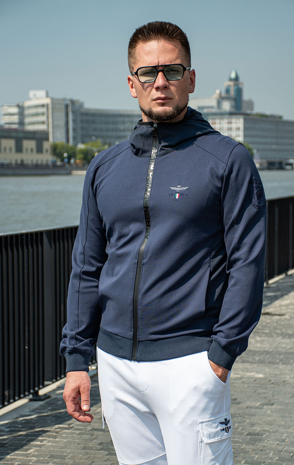 Толстовка с капюшоном AERONAUTICA MILITARE SS 25 m/BD blue navy (AF 497) 