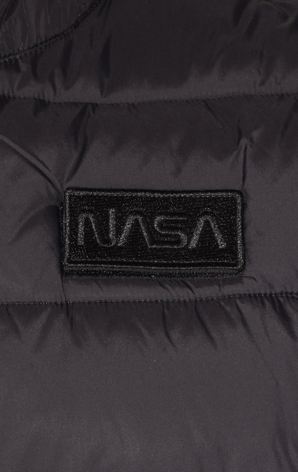 Куртка ALPHA INDUSTRIES HOODED PUFFER FD NASA black 