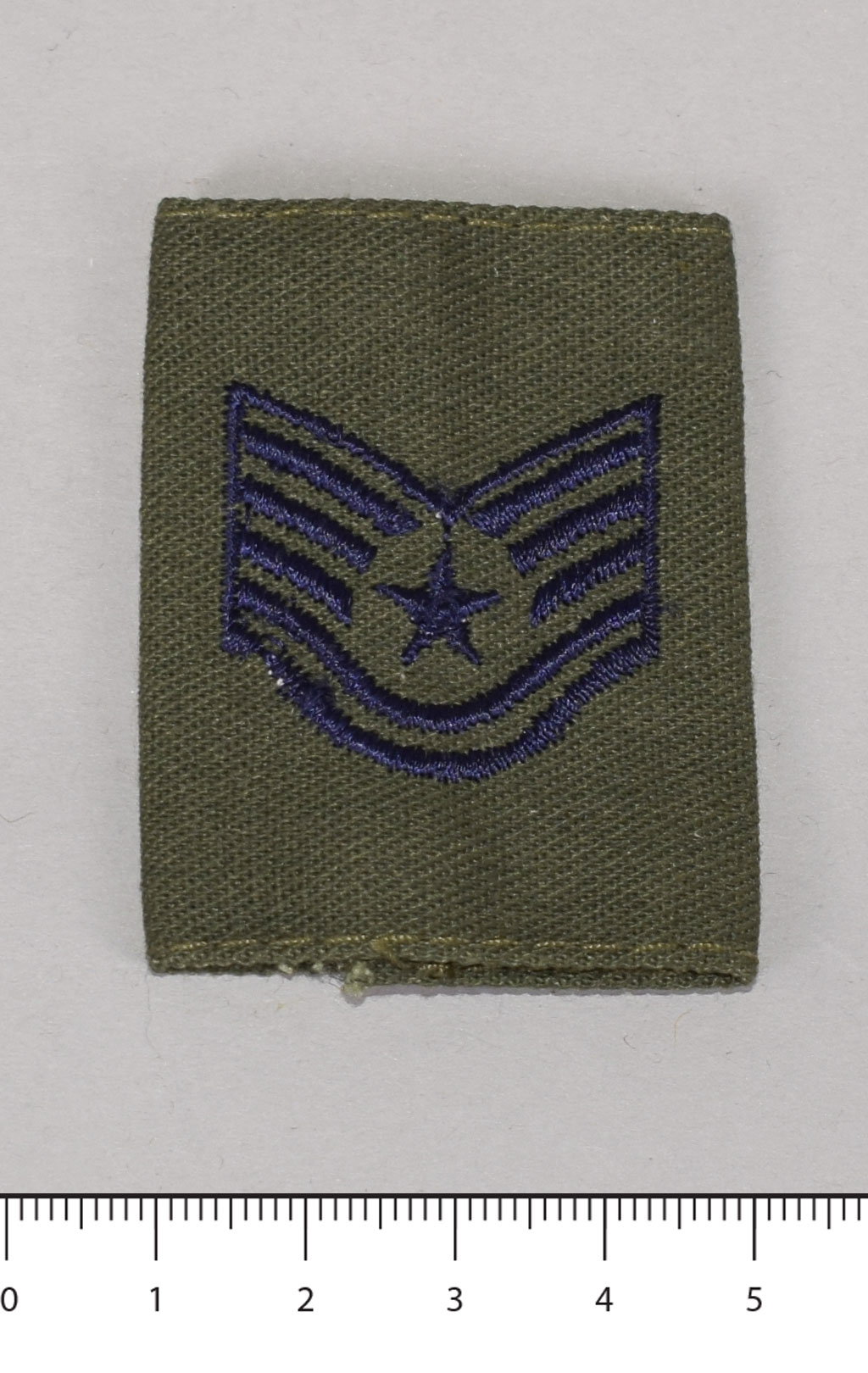 Нашивка-звание нагрудный погон USAF TECH SERGIANT olive #5012 США