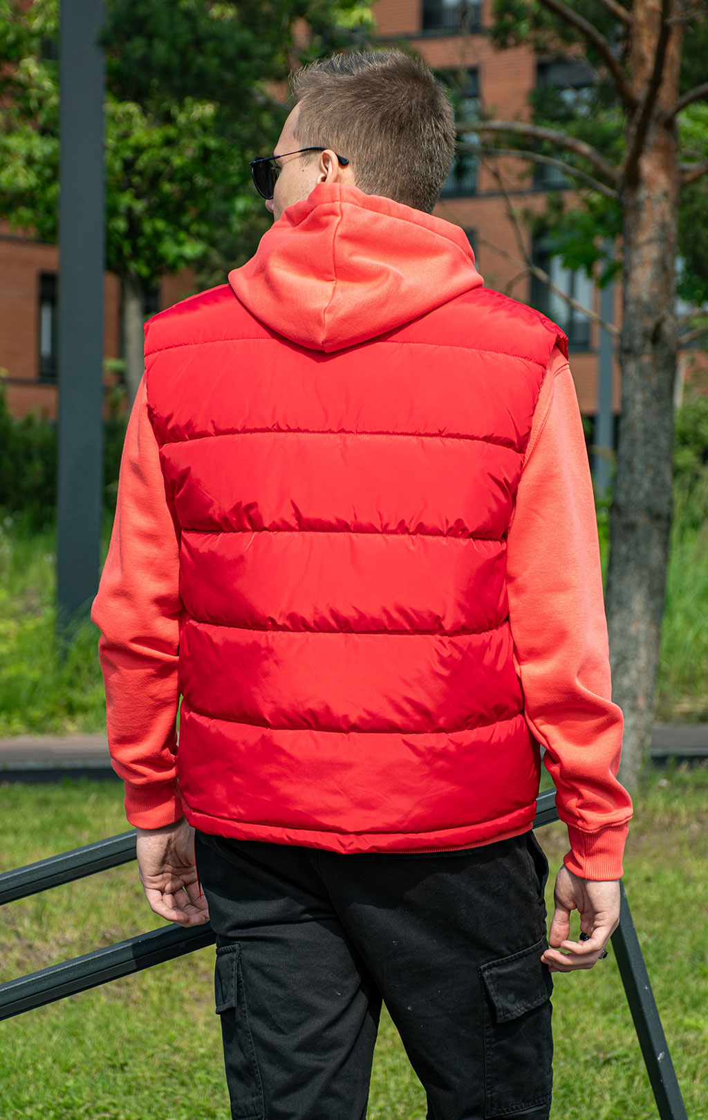Жилет ALPHA INDUSTRIES PUFFER VEST LW mars red 