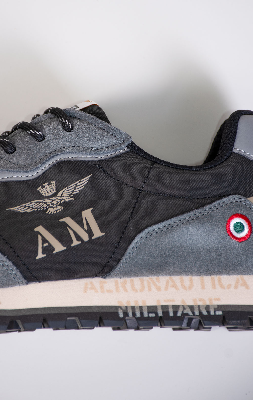 Кроссовки AERONAUTICA MILITARE (SC 0320) FW 25/26/CN jet black 
