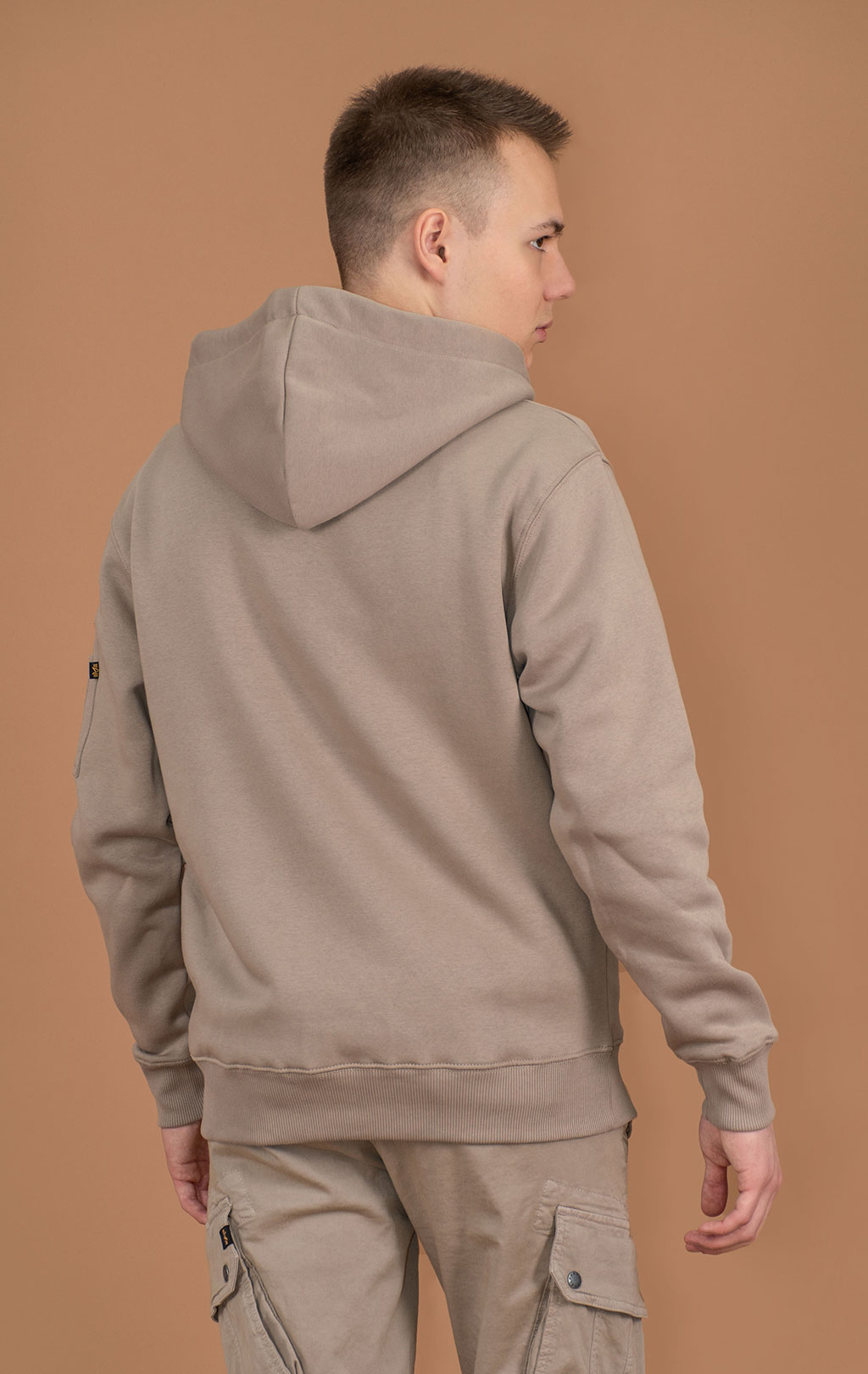 Толстовка ALPHA INDUSTRIES EMB HOODY vintage sand 