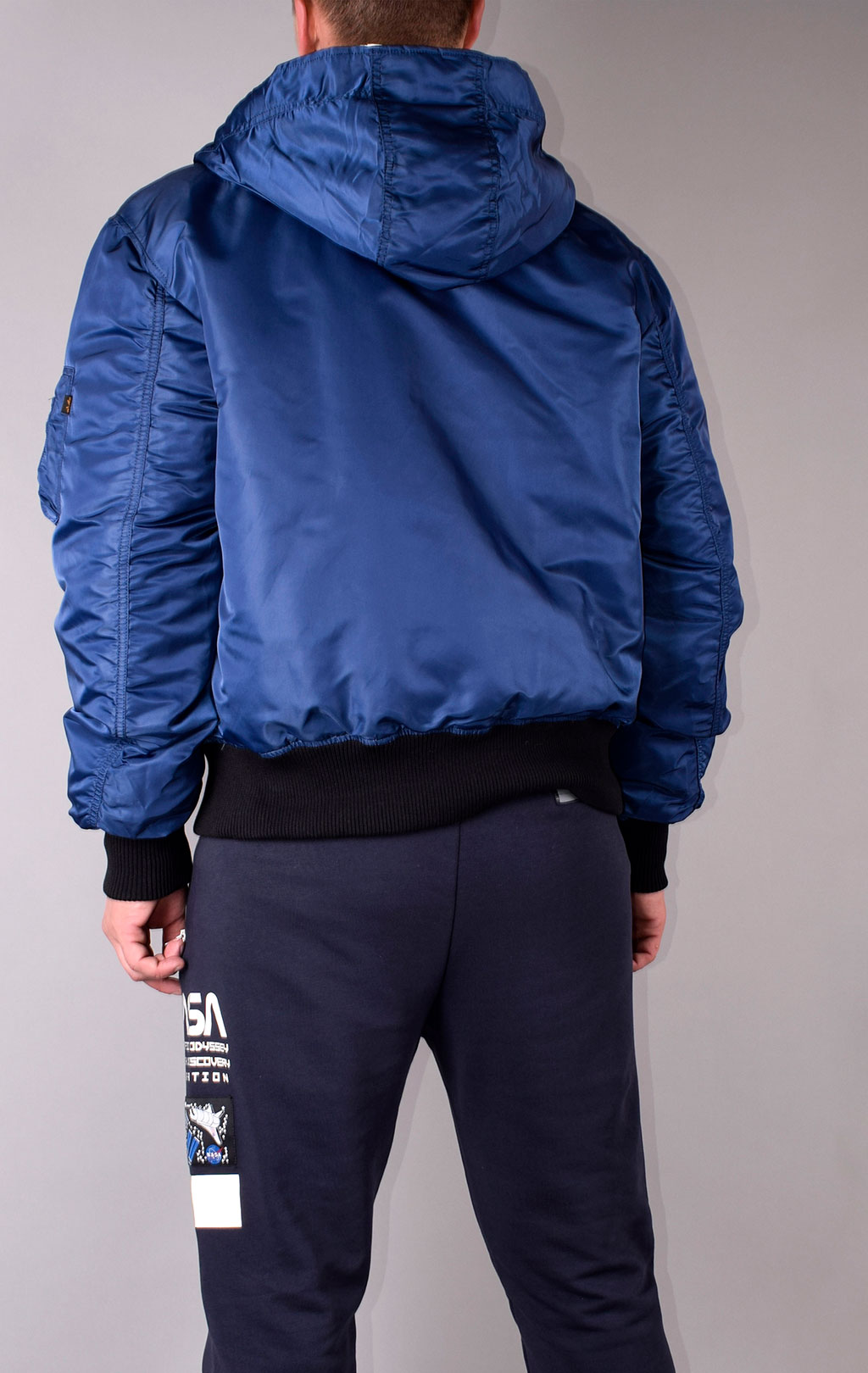 Куртка ALPHA INDUSTRIES HOODED PUFFER FD REV. new navy 