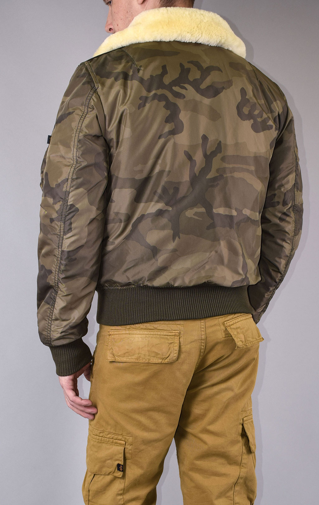 Куртка-пилот ALPHA INDUSTRIES INJECTOR-III olive camo 