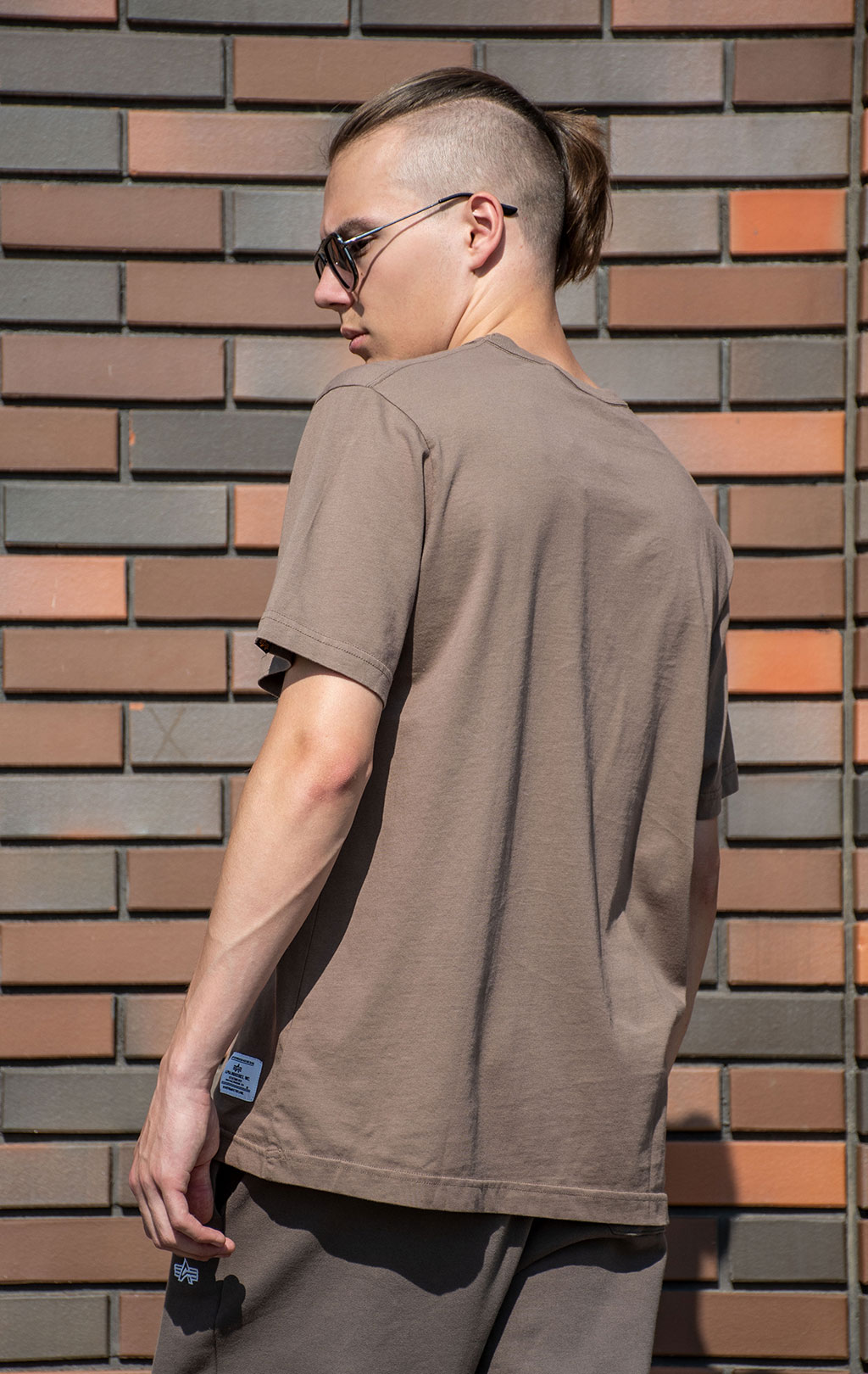 Футболка ALPHA INDUSTRIES ESSENTIAL GEN II TEE плотная FW 24/25 coyote brown 