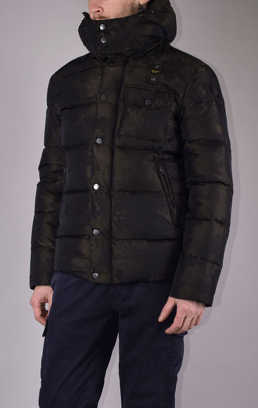 Куртка-пуховик BLAUER SHORT JACKET FW 19/20 camo (005498) 