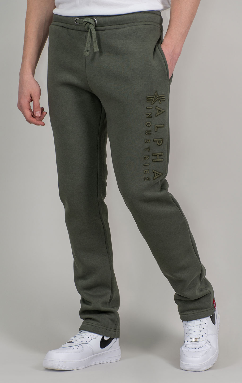 Брюки спортивные джоггеры ALPHA INDUSTRIES EMB JOGGER dark olive 