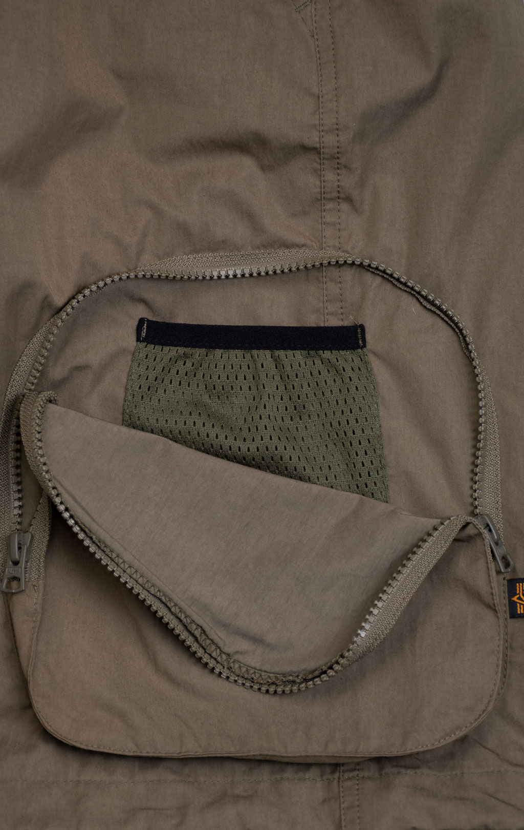 Бермуды ALPHA INDUSTRIES PULL ON SHORT CWU 36/P SS 24 m OG-107 green 