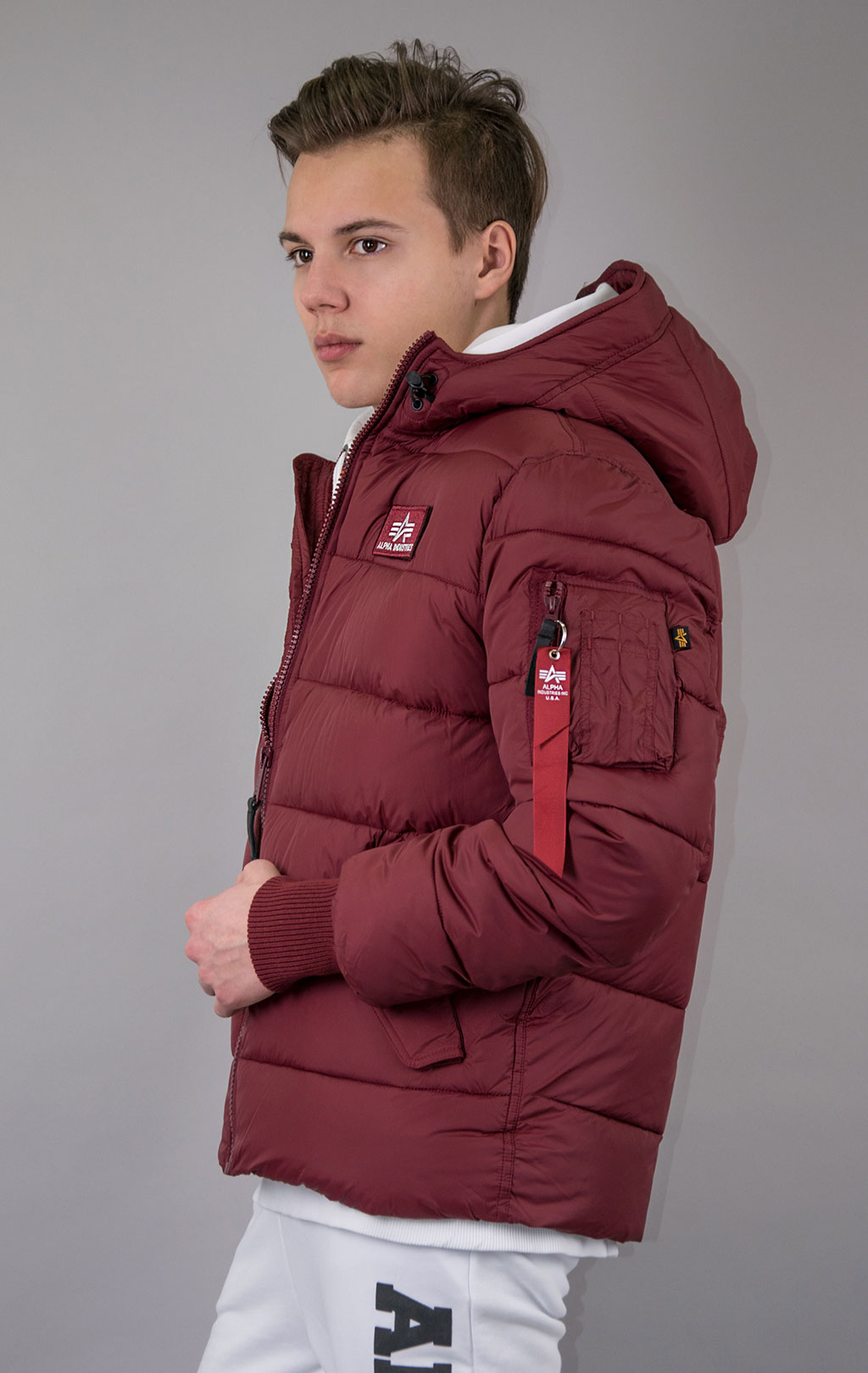 Куртка ALPHA INDUSTRIES HOODED PUFFER ALPHA FD burgundy 