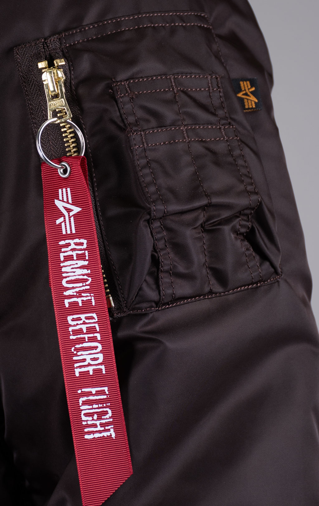 Бомбер ALPHA INDUSTRIES MA-1 HERITAGE hunter brown 