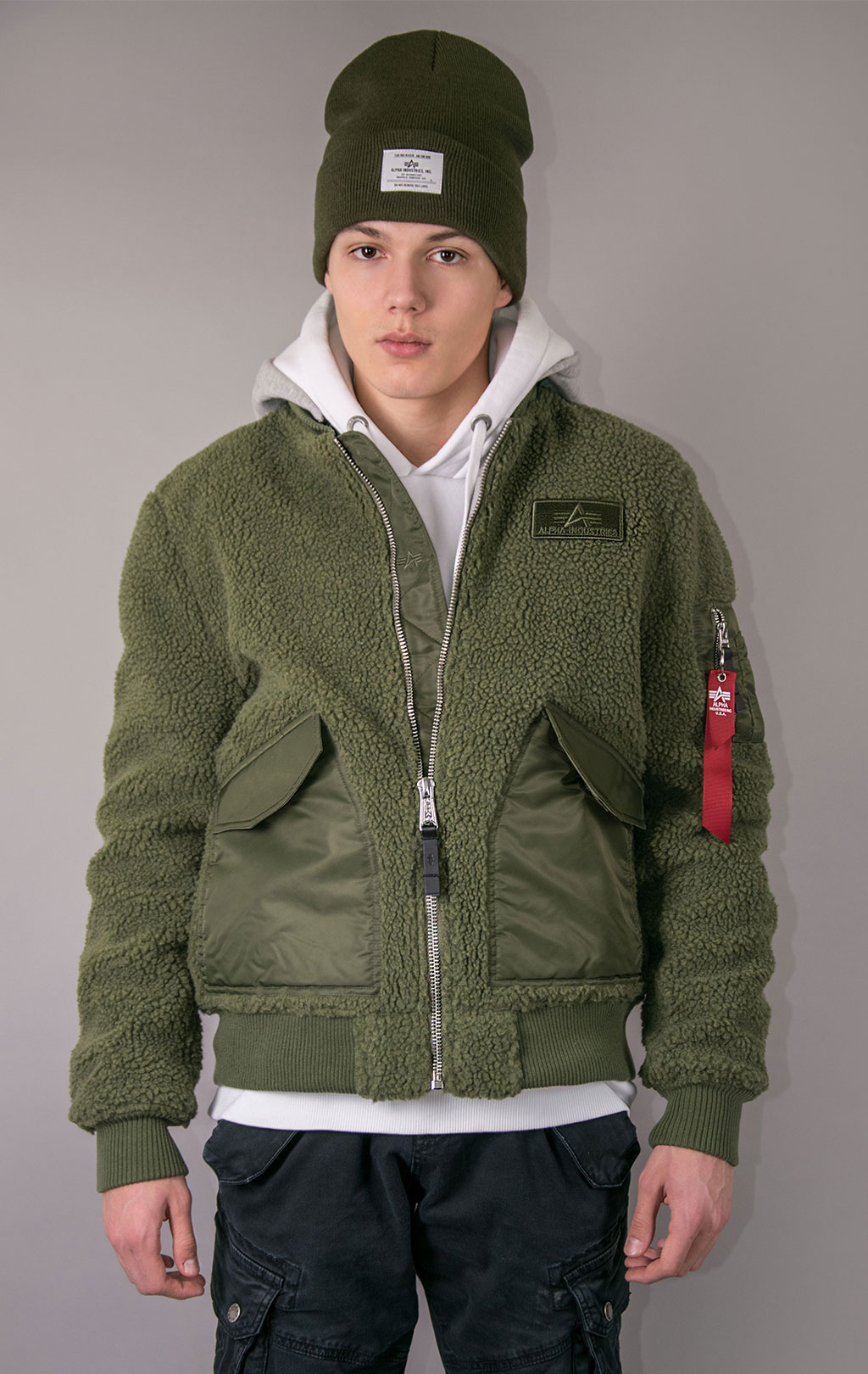 Куртка летная ALPHA INDUSTRIES ZIP HOODY TEDDY CWU sage green 