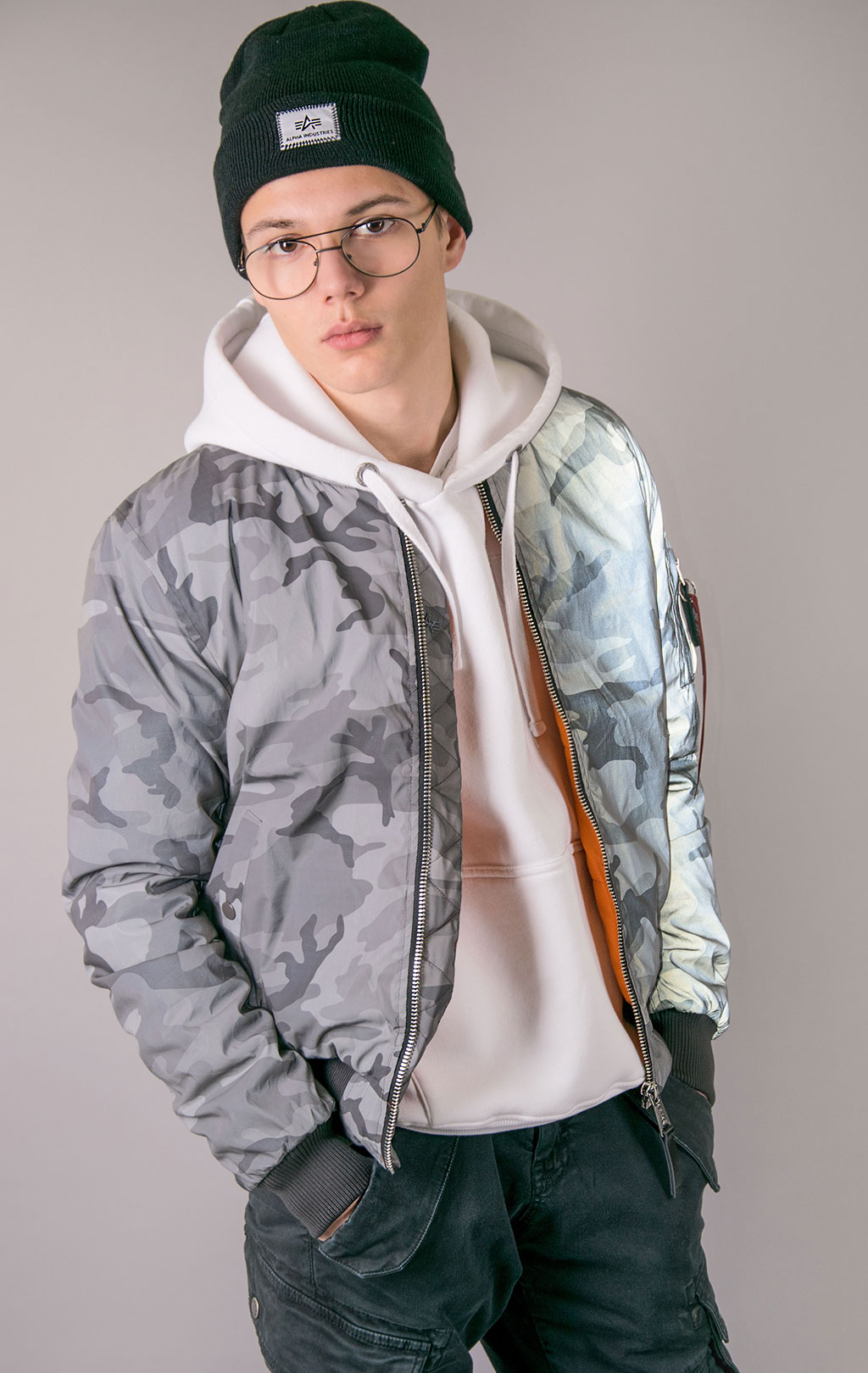 Бомбер ALPHA INDUSTRIES VF 59 REFLECTIVE CAMO MA-1 black camo 