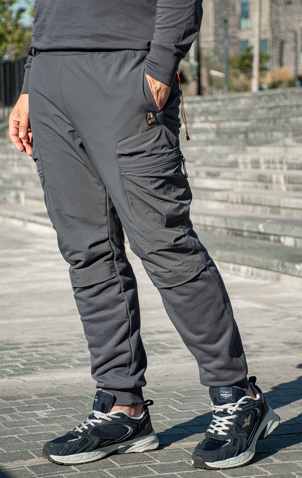 Брюки джоггеры трикотажные PARAJUMPERS OSAGE с карманами FW 25/26 phantom 