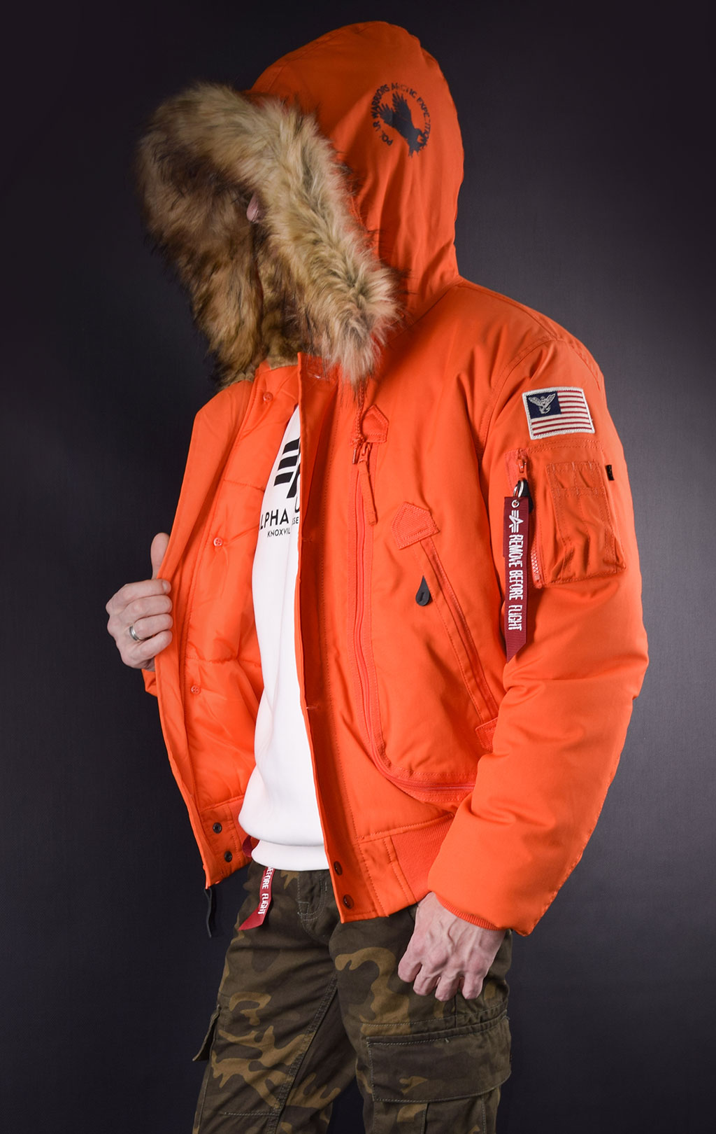 Аляска короткая ALPHA INDUSTRIES POLAR SV flame orange 