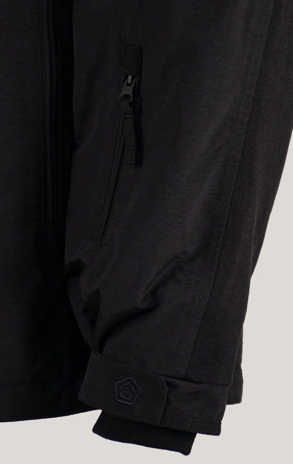 Куртка тактическая Pentagon LCP V2.0 Primaloft black 01007-2.0 