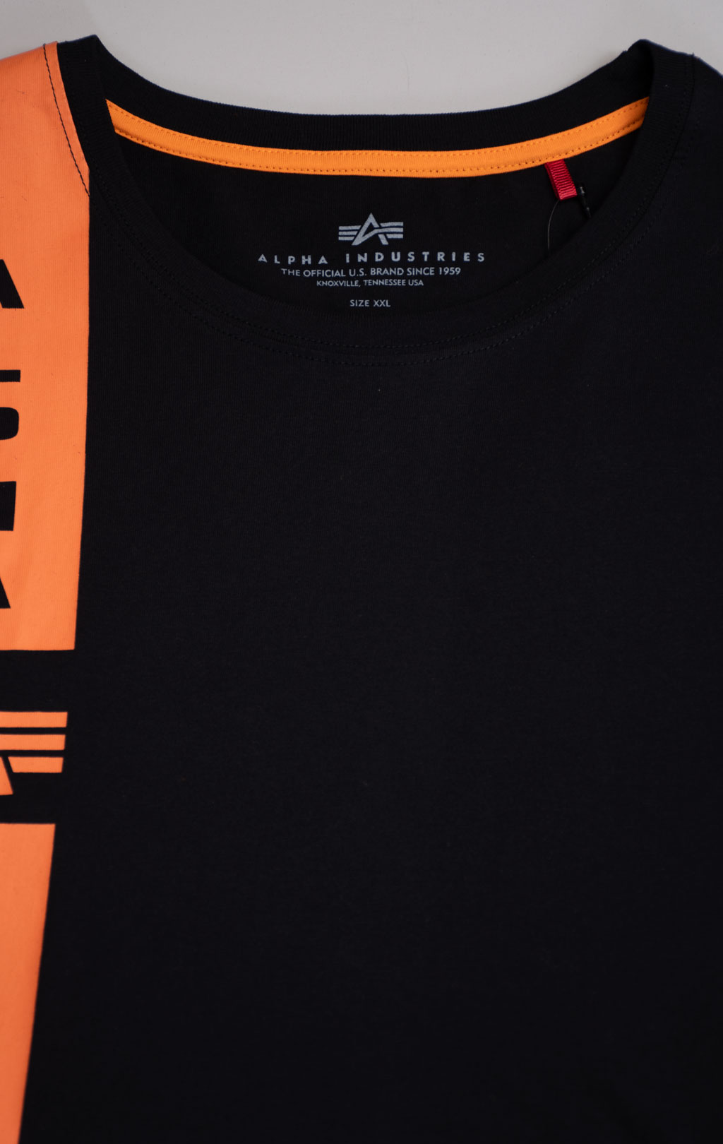Футболка ALPHA INDUSTRIES DEFENCE black/orange 