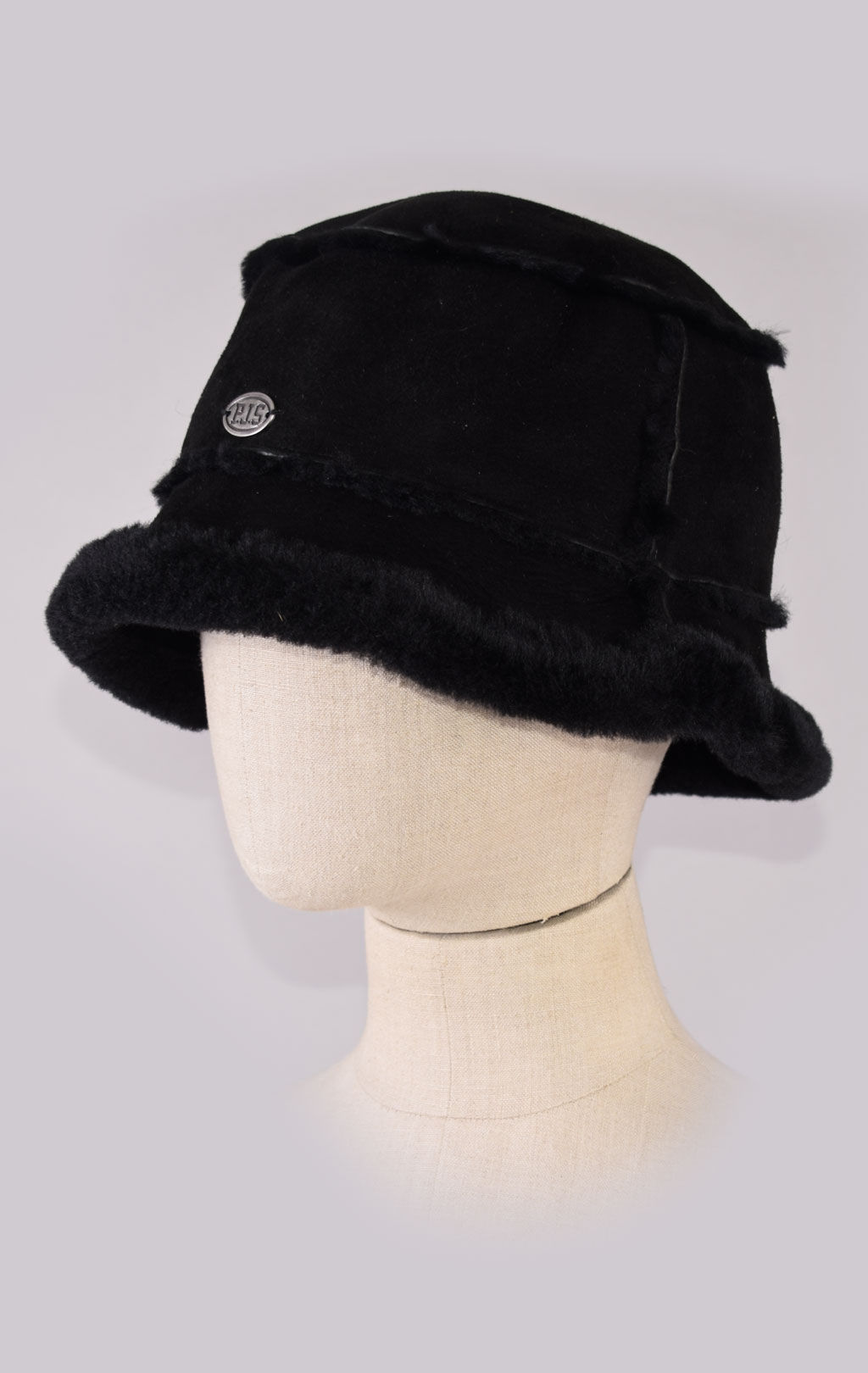 Женская панама PARAJUMPERS SHEARLING BUCKET HAT овчина FW 21/22 black 