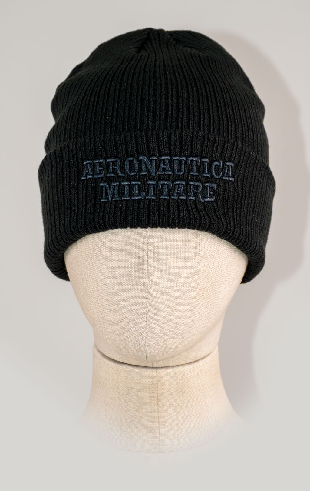 Шапка вязаная AERONAUTICA MILITARE FW 25/26/CN jet black (CU 0043) 