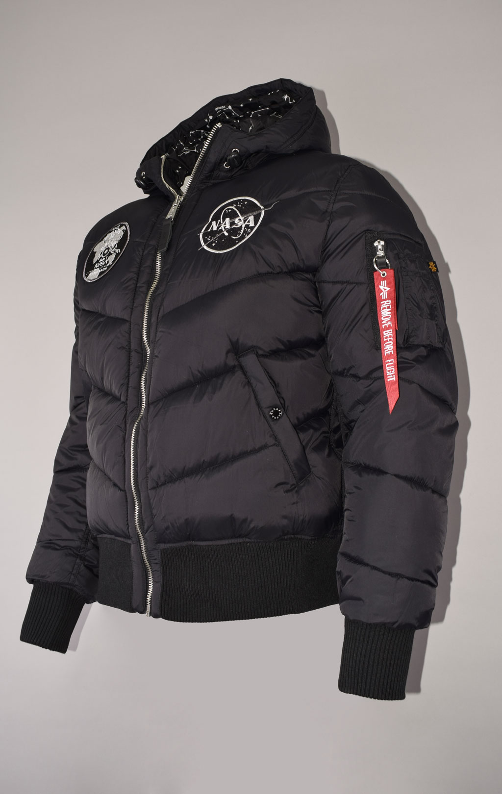 Куртка ALPHA INDUSTRIES HOODED PUFFER NASA VOYAGER FD black 