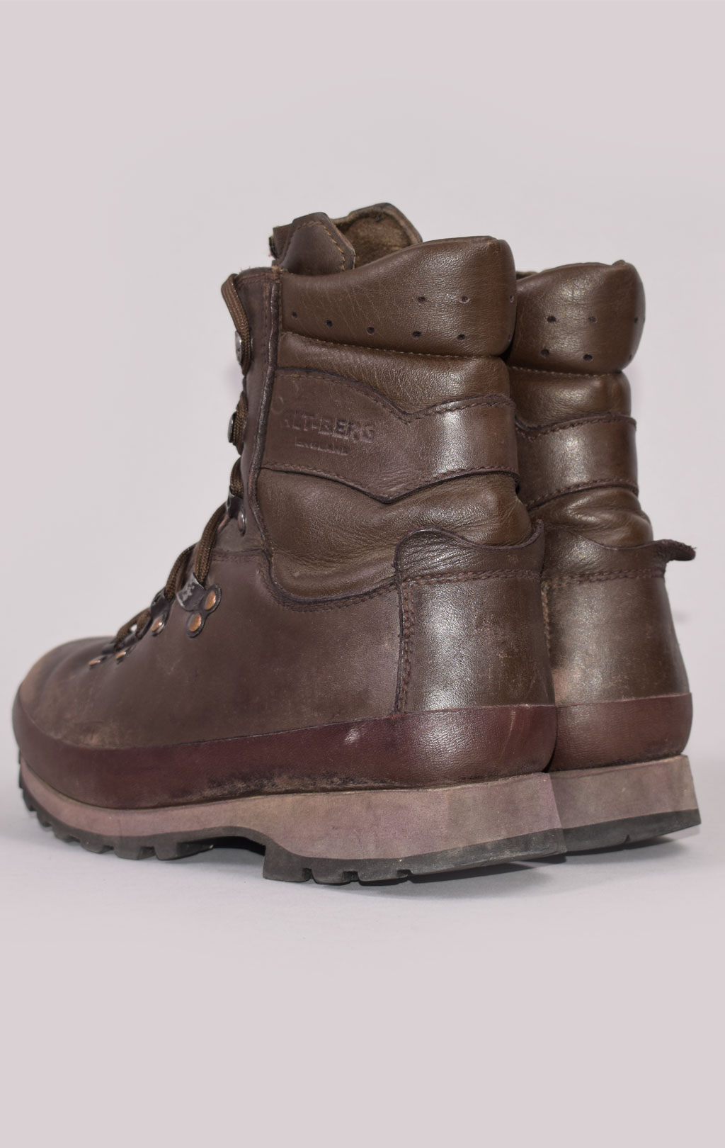 Женские ботинки-берцы Alt Berg DEFENDER Combat Boots brown б/у 