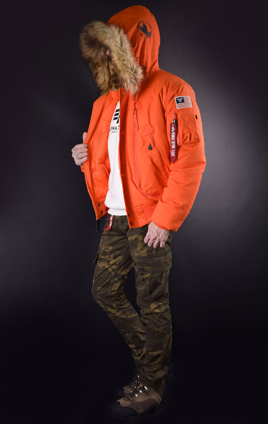 Аляска короткая ALPHA INDUSTRIES POLAR SV flame orange 