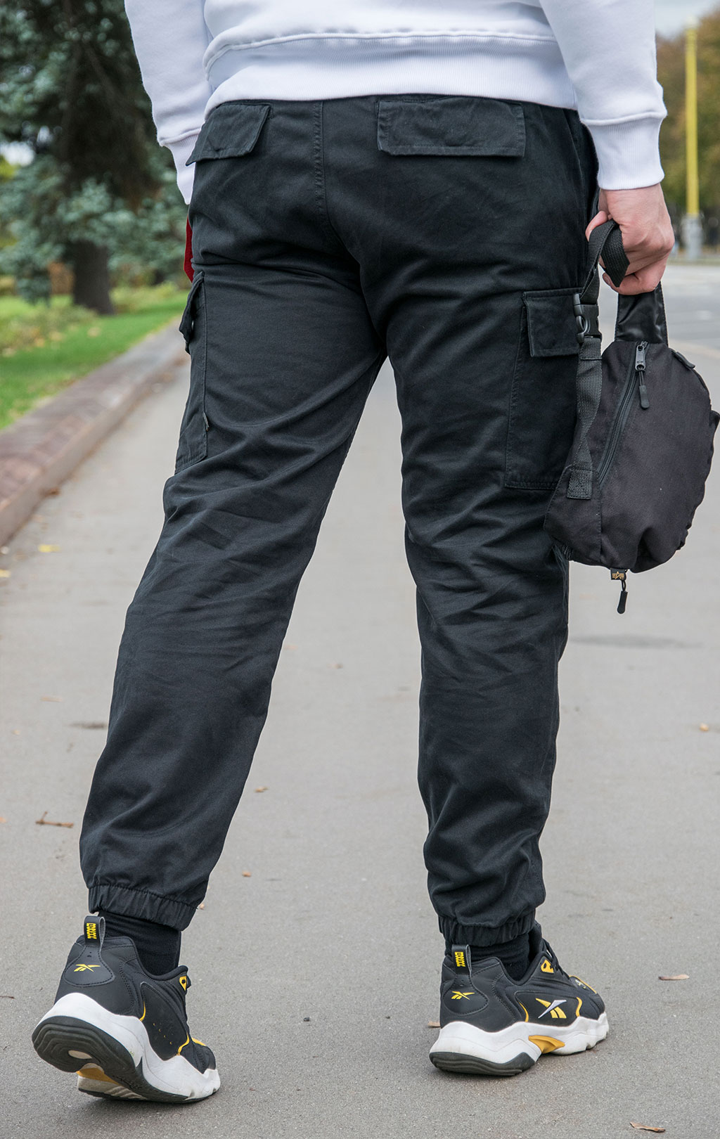 Брюки джоггеры ALPHA INDUSTRIES COTTON JOGGER black 