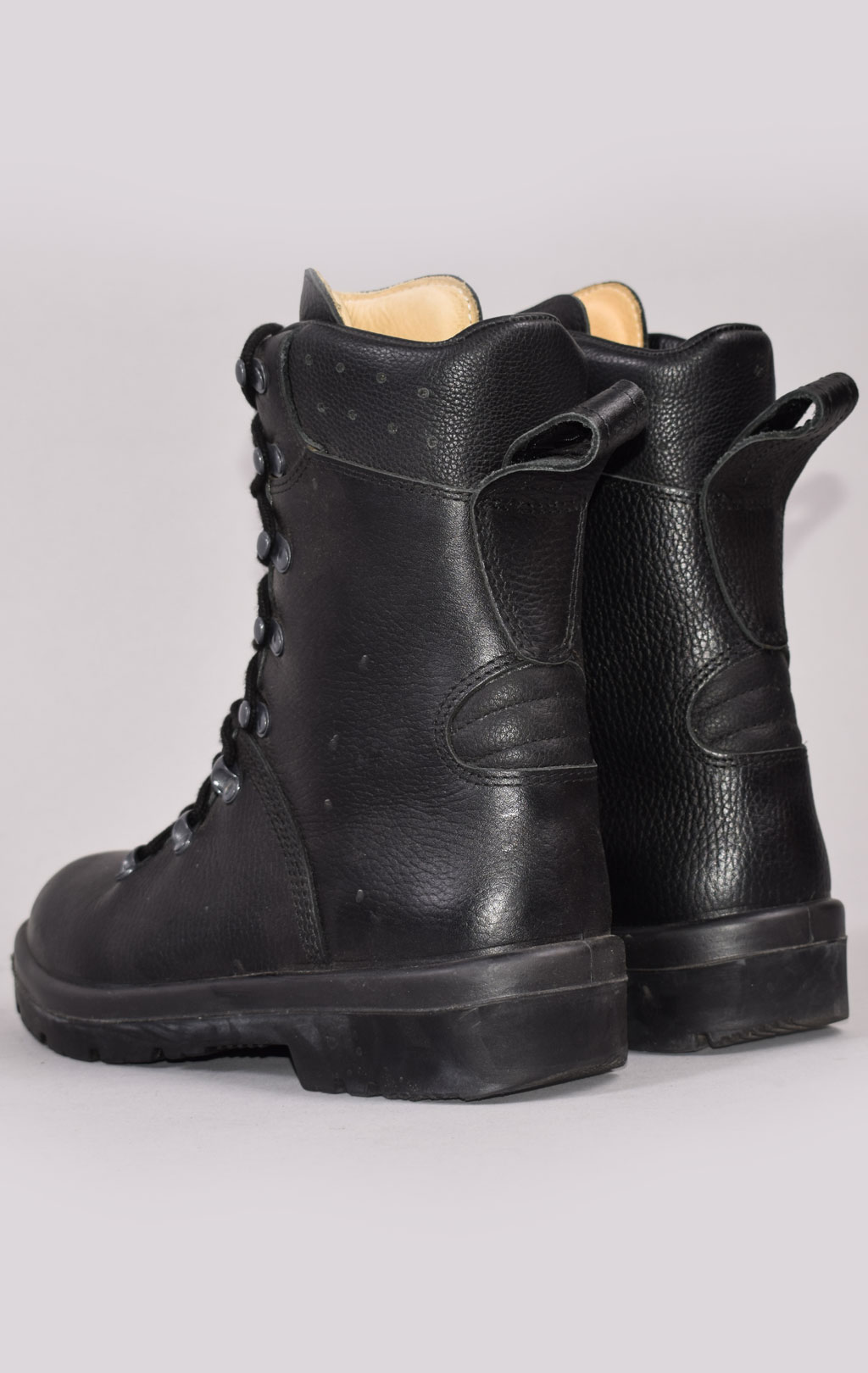 Женские ботинки-берцы Kampfstiefel 2005 black б/у Германия