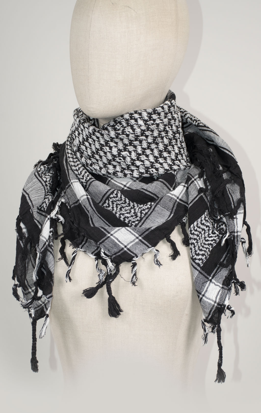 Платок шейный армейский Арафатка white/black 