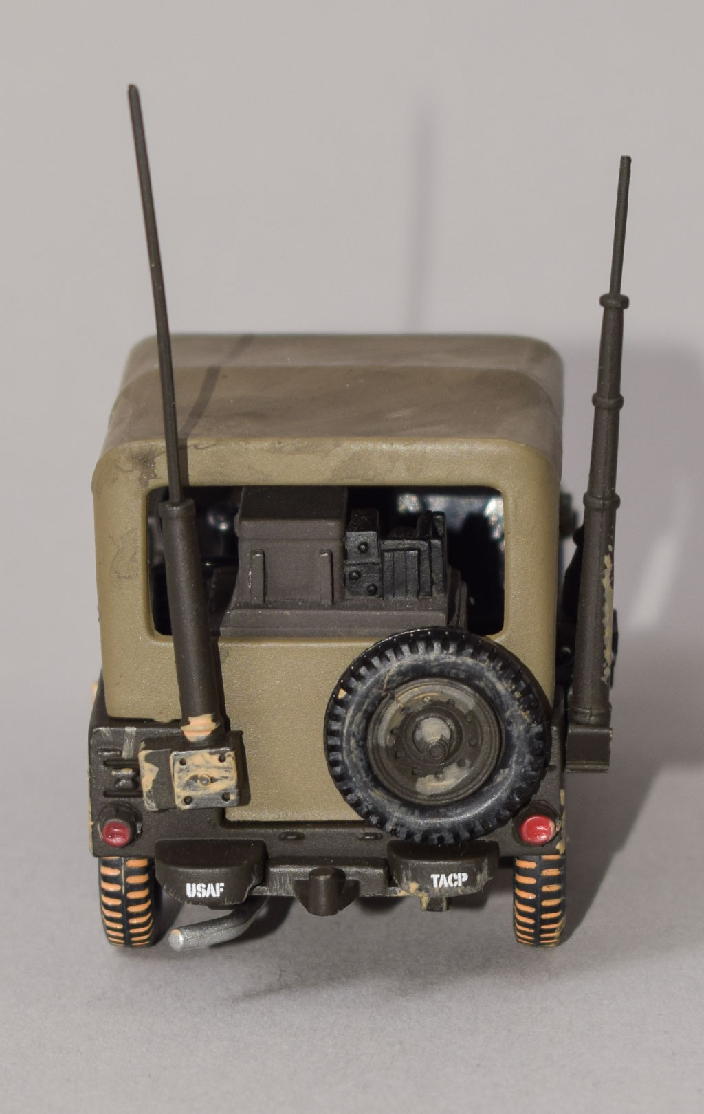 Модель MUTT UTILITY Jeep M-151 (92369) 