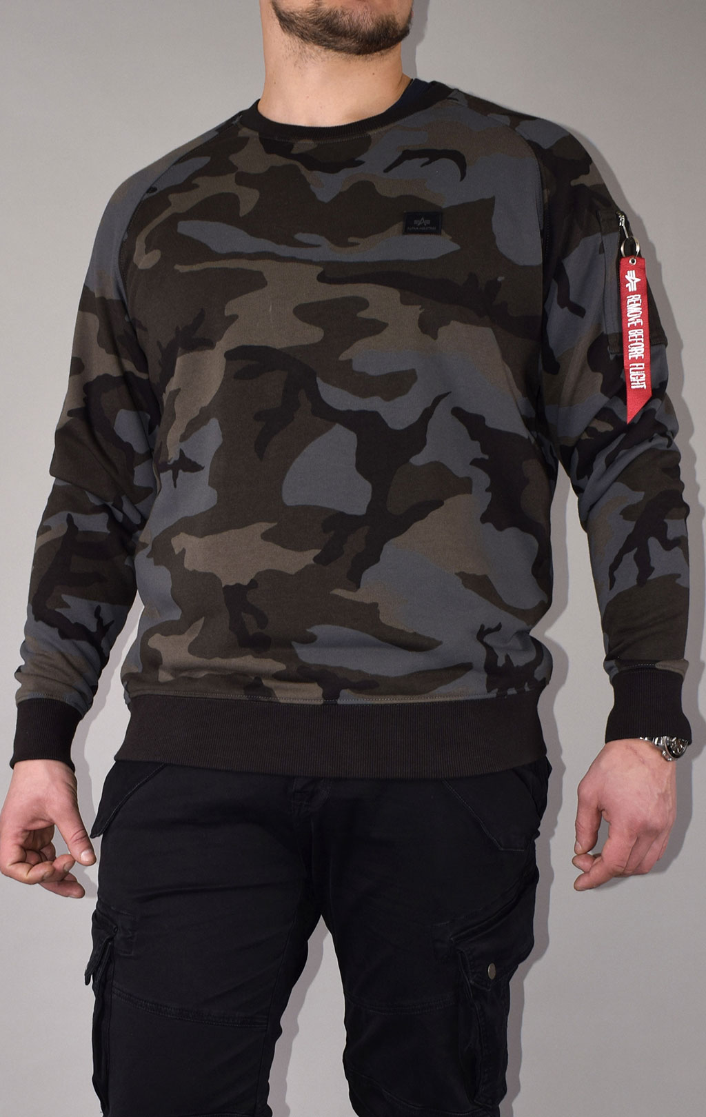 Свитшот ALPHA INDUSTRIES X-FIT SWEAT black camo 