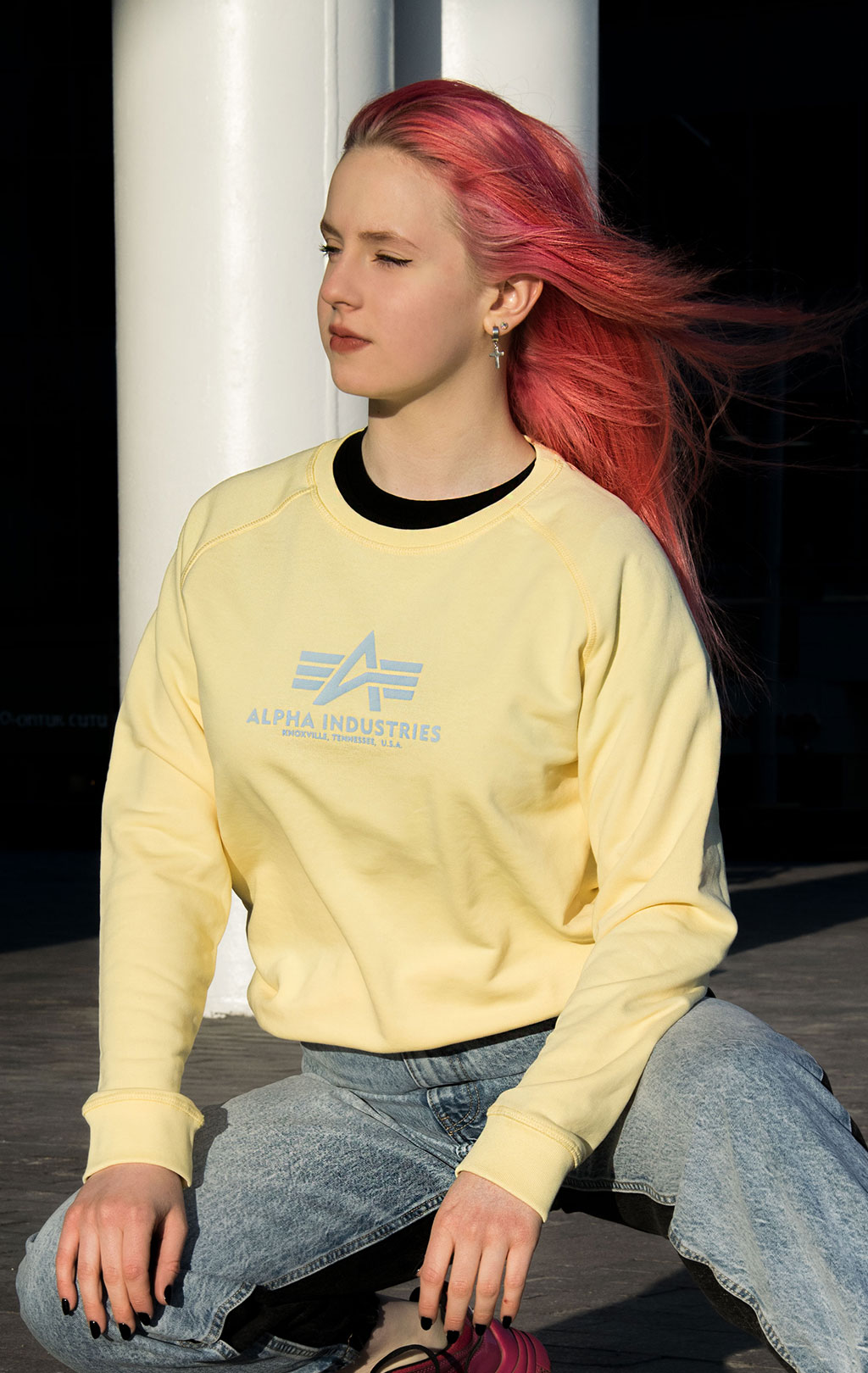 Женский свитшот ALPHA INDUSTRIES NEW BASIC SWEATER pastel yellow 