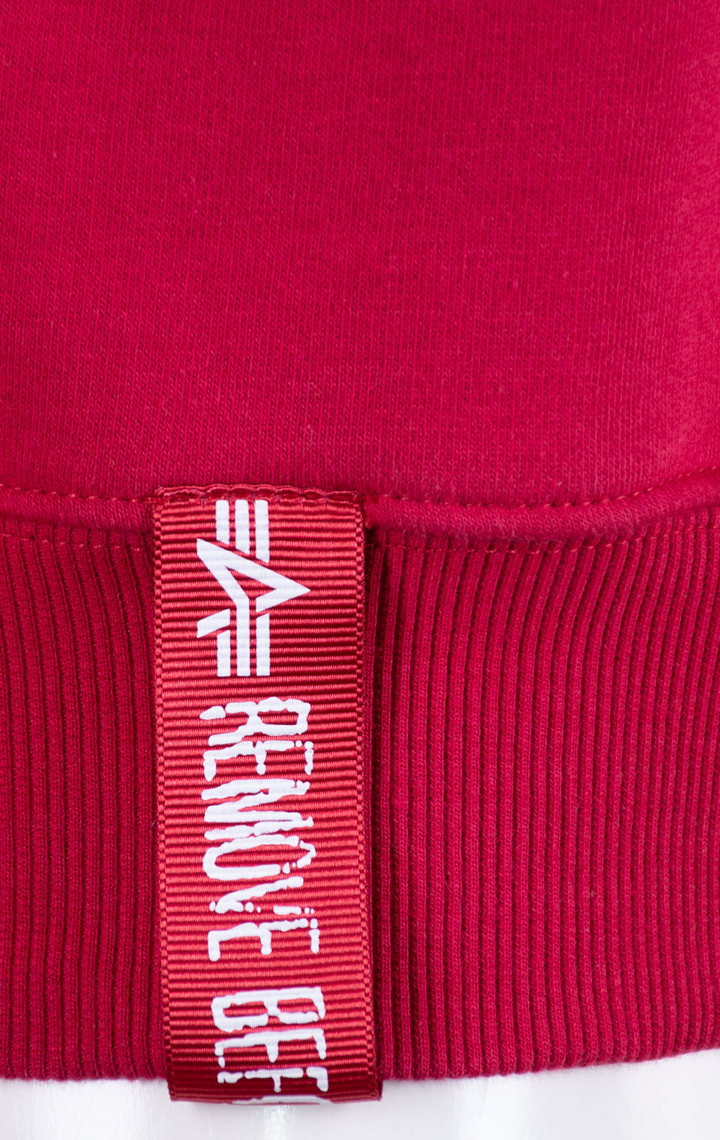 Свитшот ALPHA INDUSTRIES BASIC SWEATER rbf red 