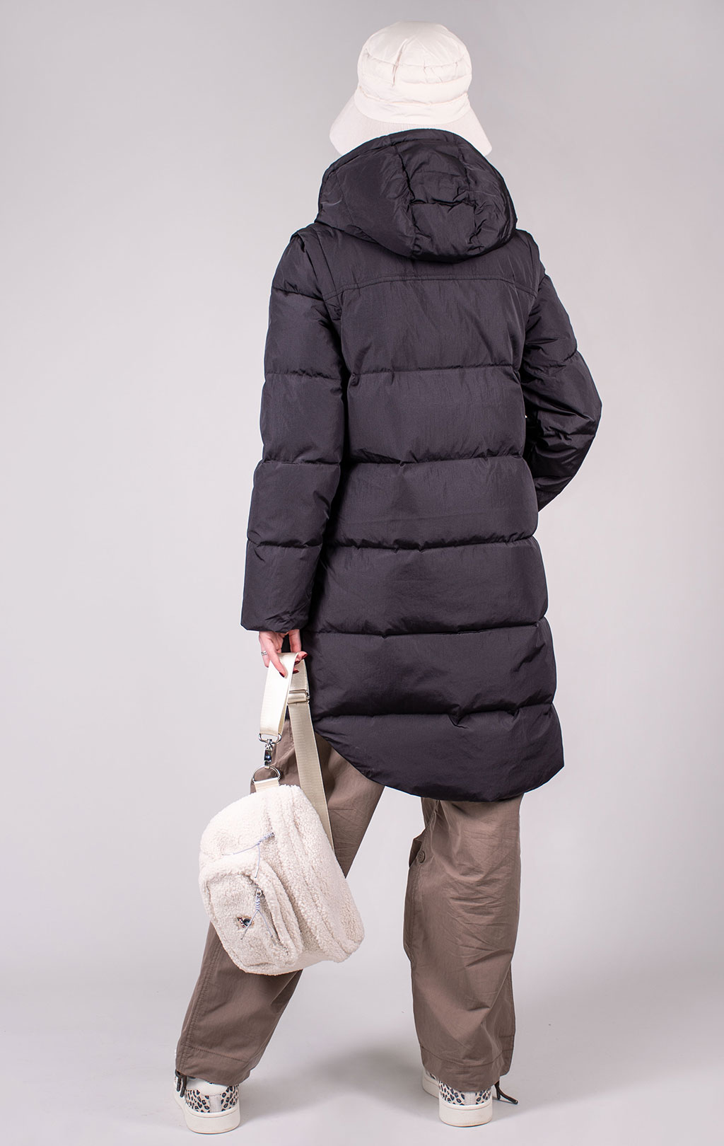 Женская куртка ALPHA INDUSTRIES SIERRA CONVERTIBLE JACKET FW 24/25 black 