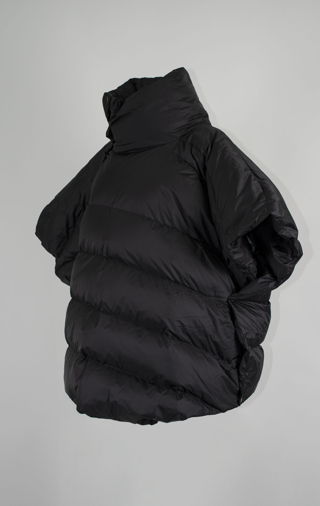 Кейп-жилет PARAJUMPERS HOLLYWOOD CAPE FW 24/25 black 