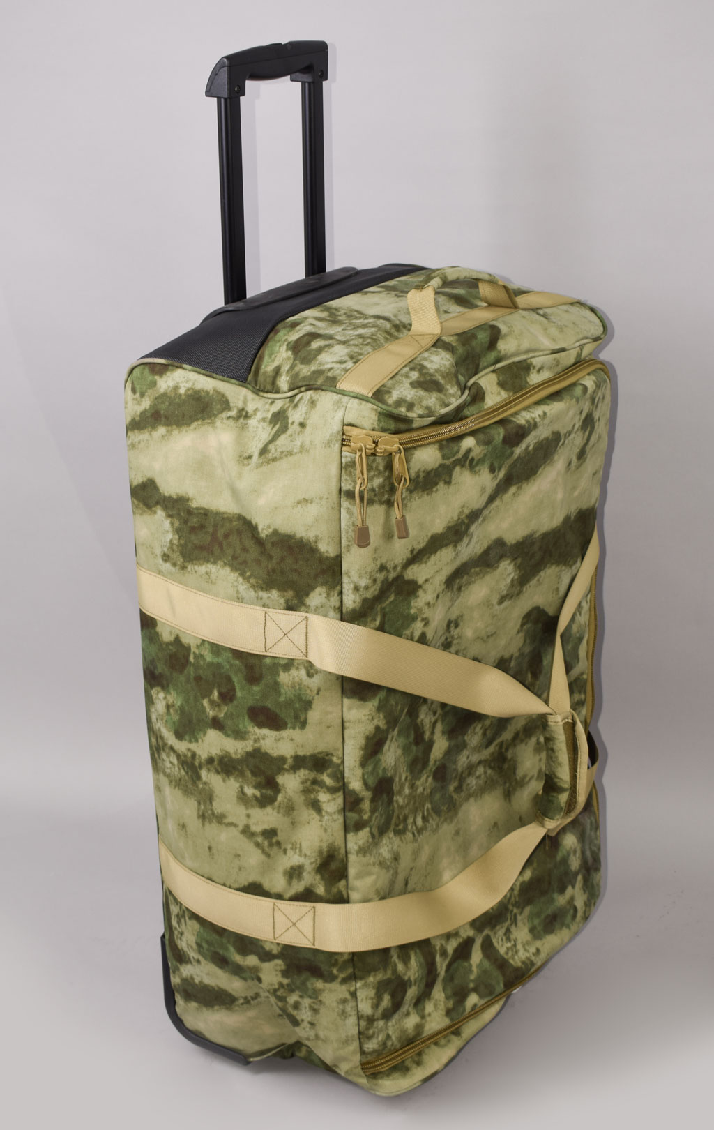 Сумка вещевая Mil-Tec/Fostex TROLLEY CONTRACTOR на 2х колёсах 80x45x38 green camo 