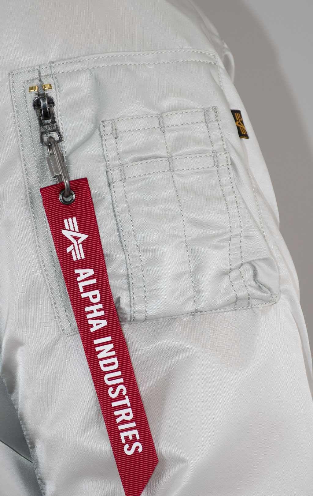 Бомбер ALPHA INDUSTRIES ORIGINAL FIT MA-1 SS 25 m light gray 