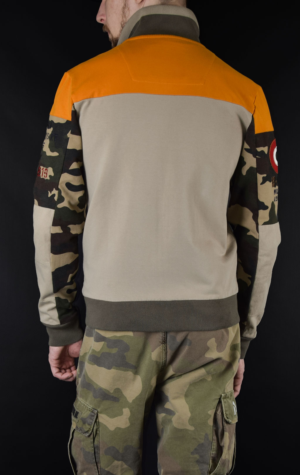 Толстовка AERONAUTICA MILITARE SS19 arancio chiaro/camo/verde (FE 1323) 