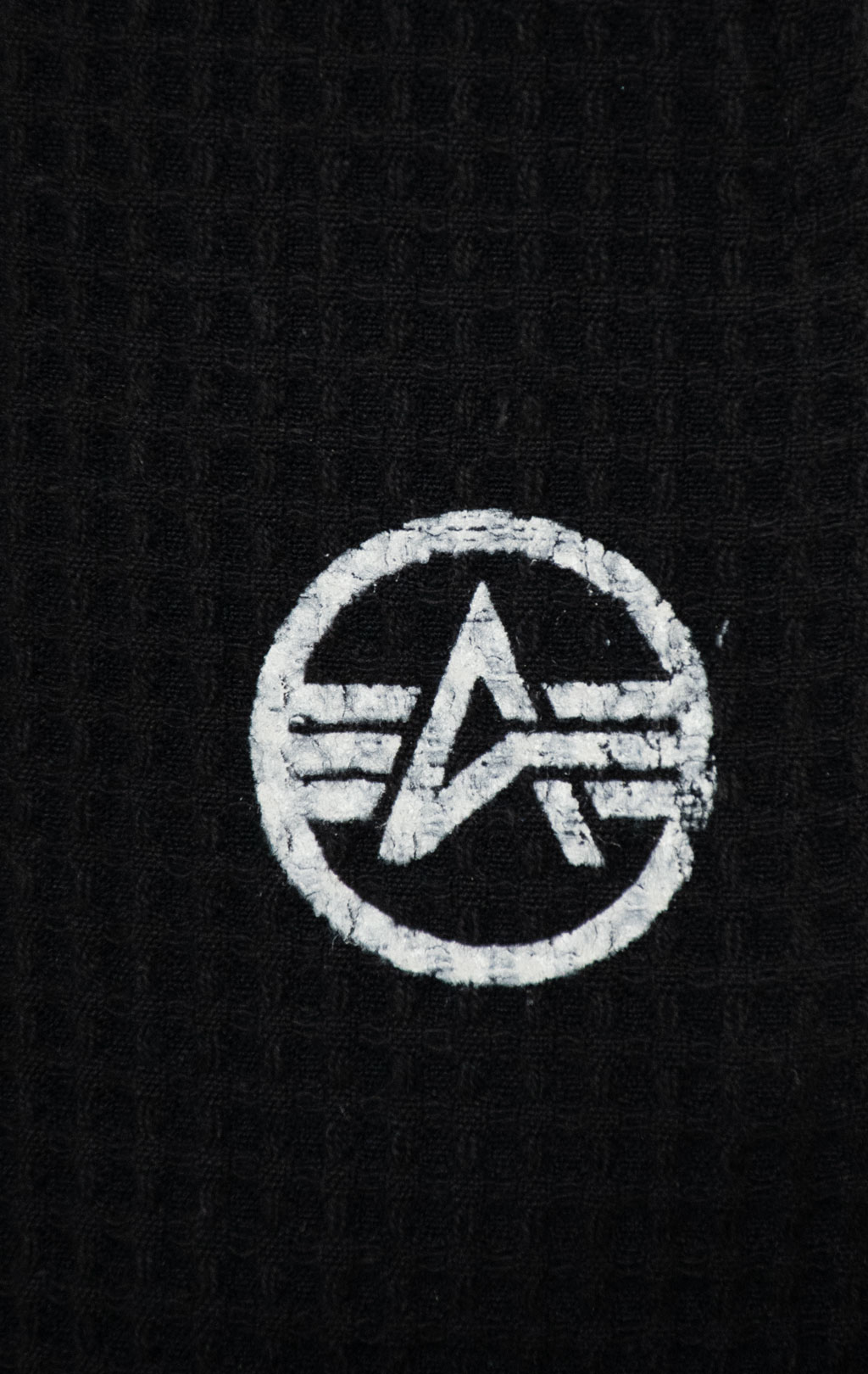 Брюки спортивные джоггеры ALPHA INDUSTRIES STUDIO WAFFLE JOGGER black 
