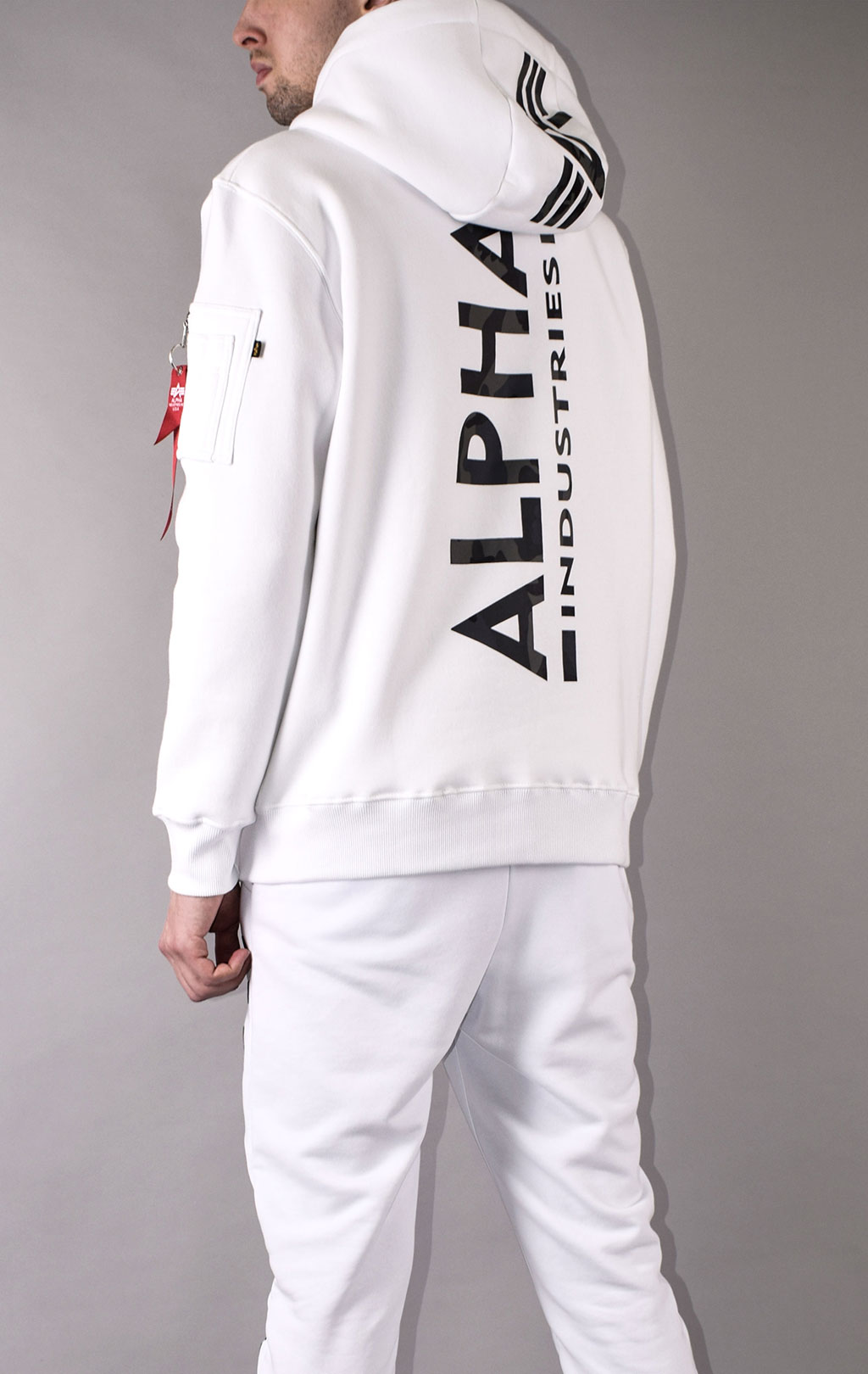 Толстовка ALPHA INDUSTRIES BACK PRINT HOODY CAMO PRINT white/black camo 