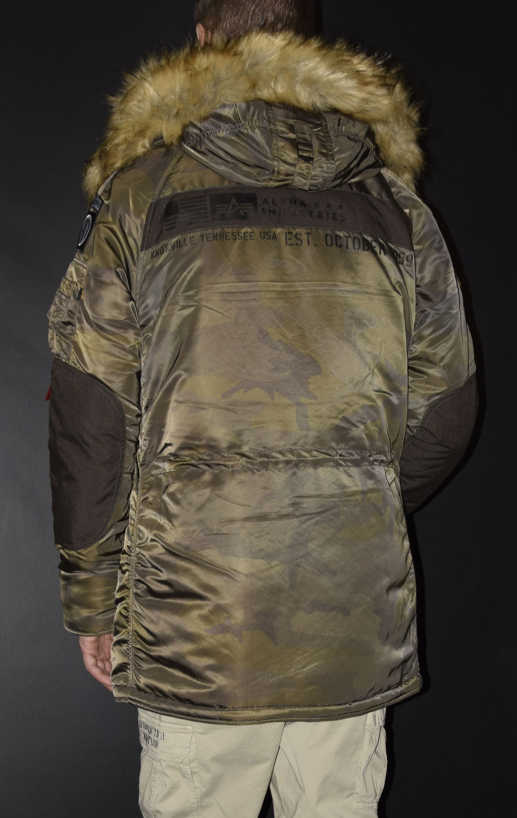 Аляска ALPHA INDUSTRIES AIRBORNE N-3B dark olive camo 