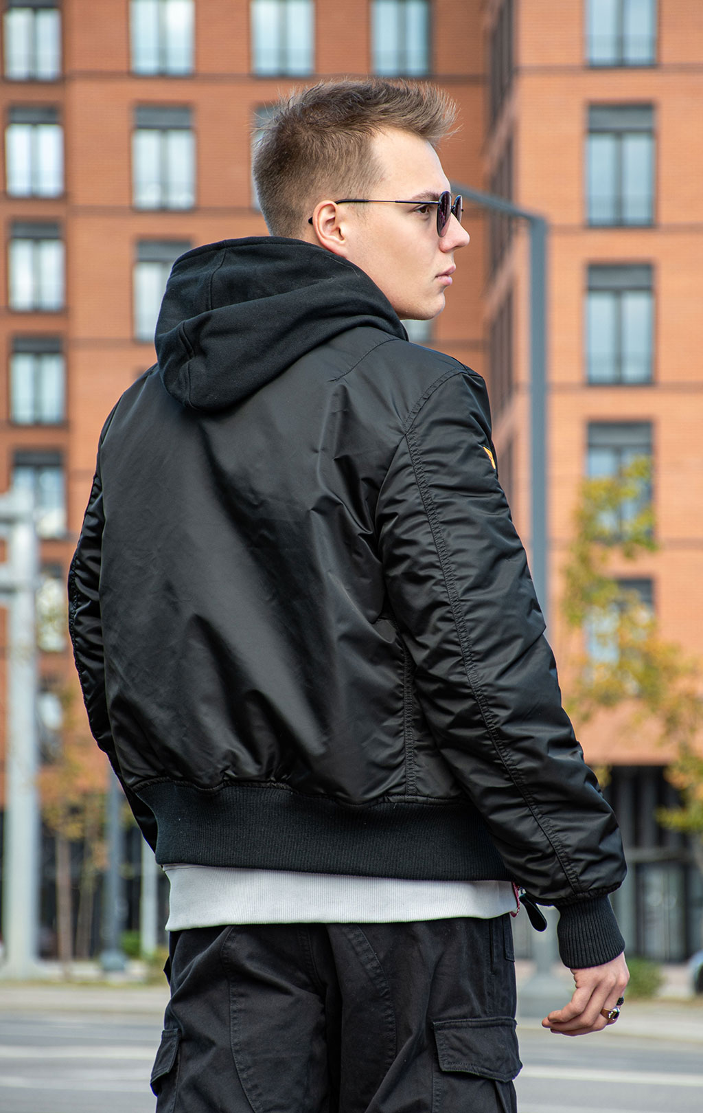 Куртка-бомбер лётная ALPHA INDUSTRIES MA-1 D-Tec SE black/orange 